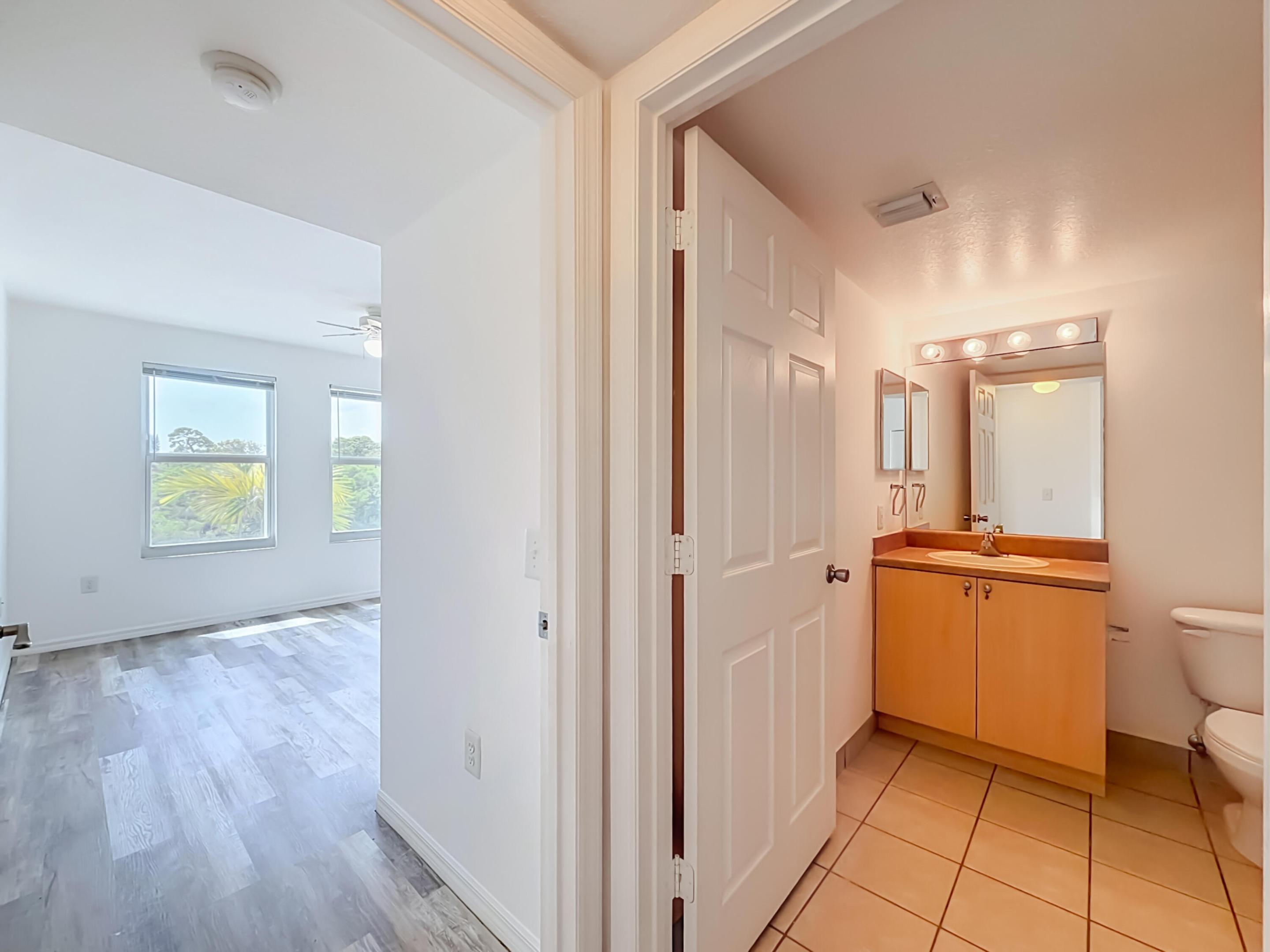 VILLA DEL SOL CONDO - Residential