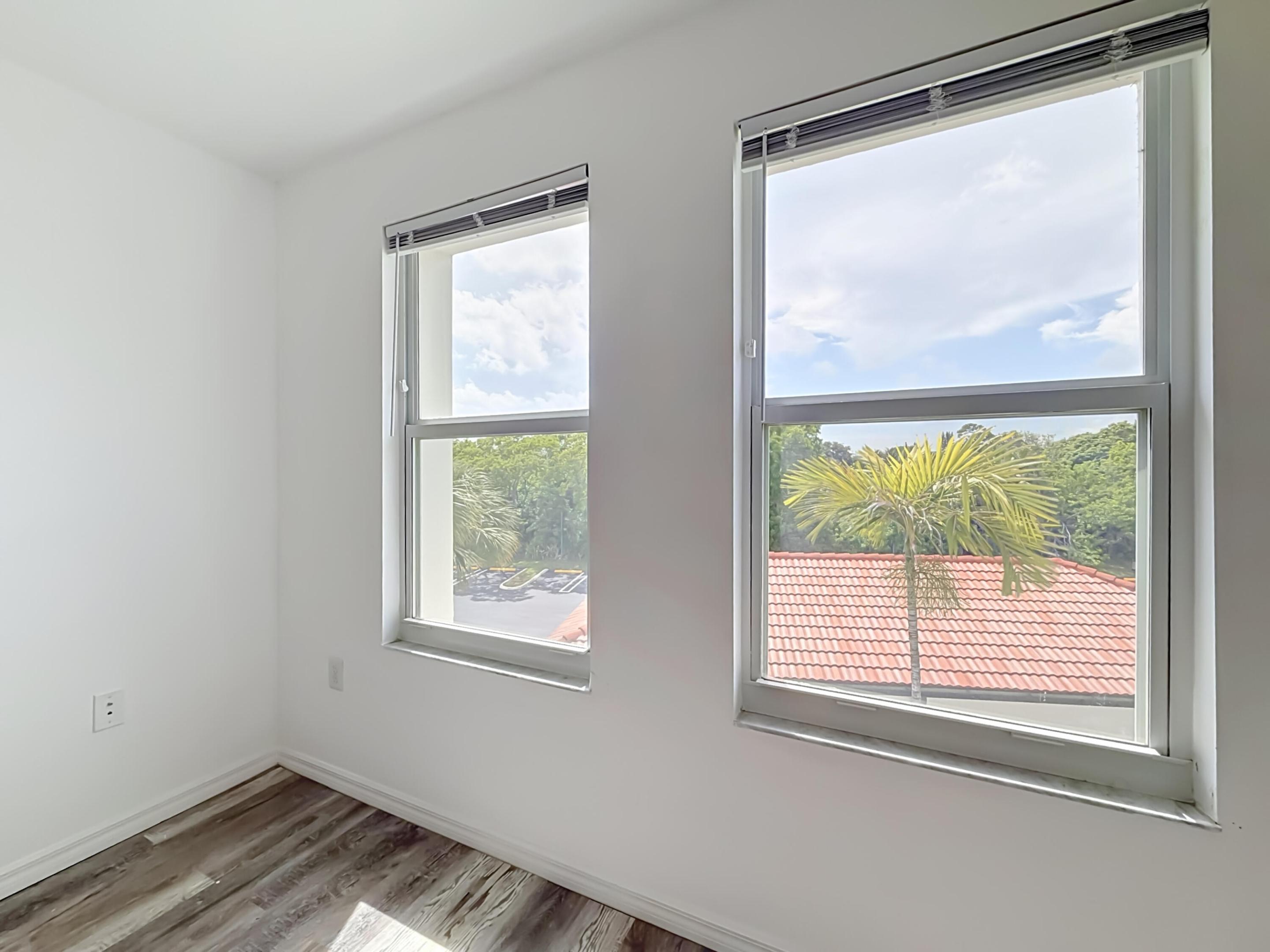 VILLA DEL SOL CONDO - Residential