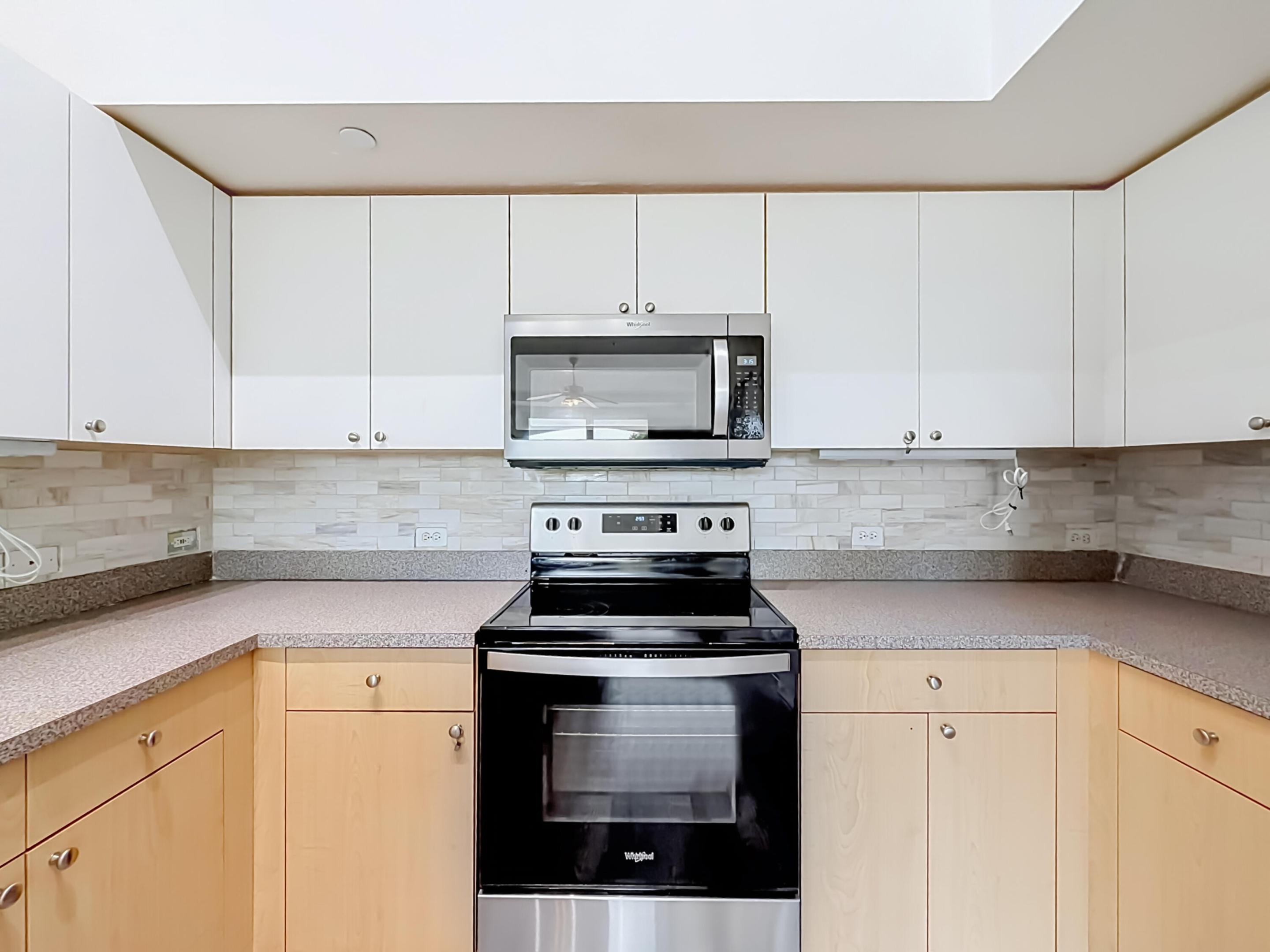VILLA DEL SOL CONDO - Residential