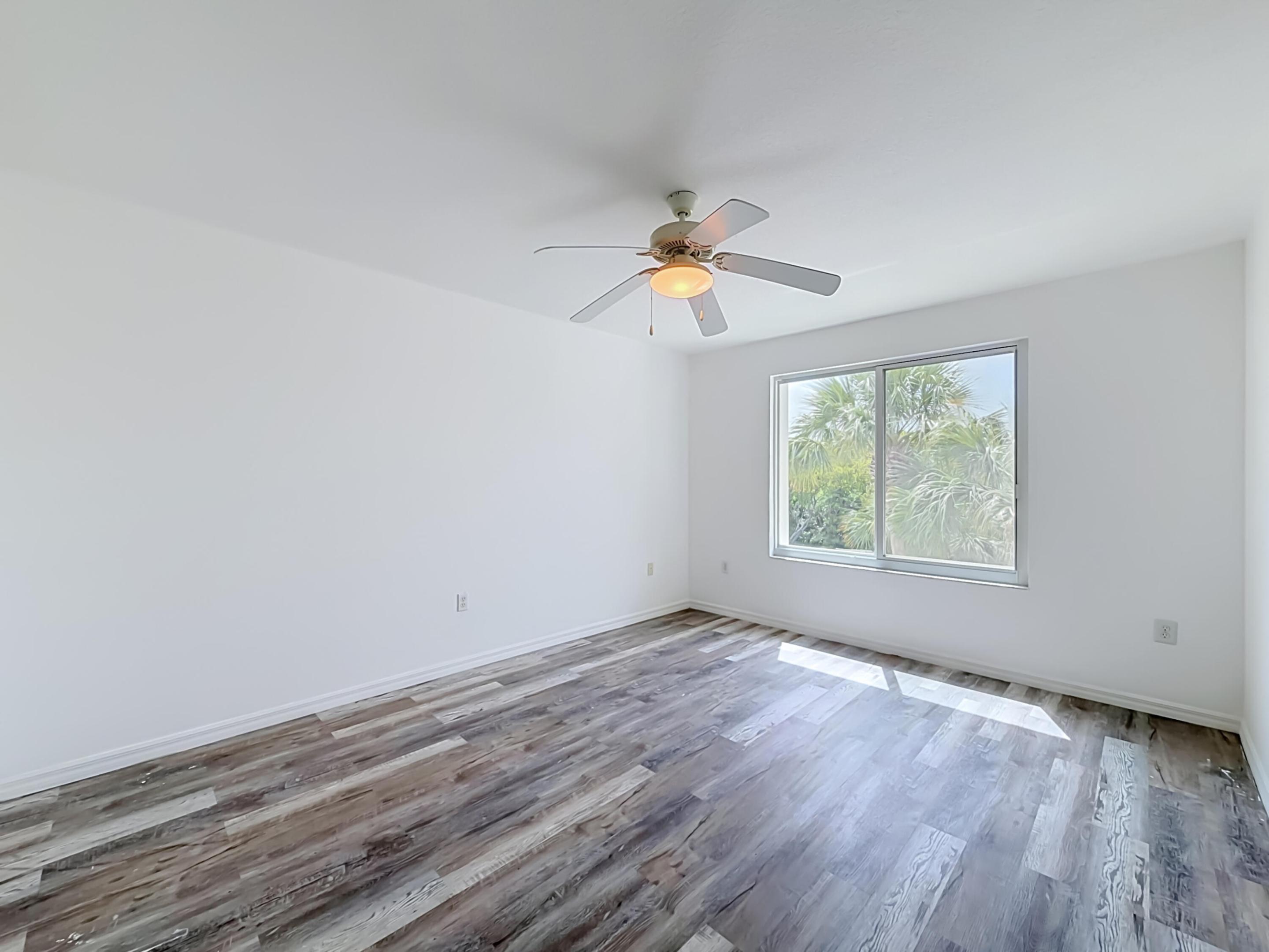 VILLA DEL SOL CONDO - Residential