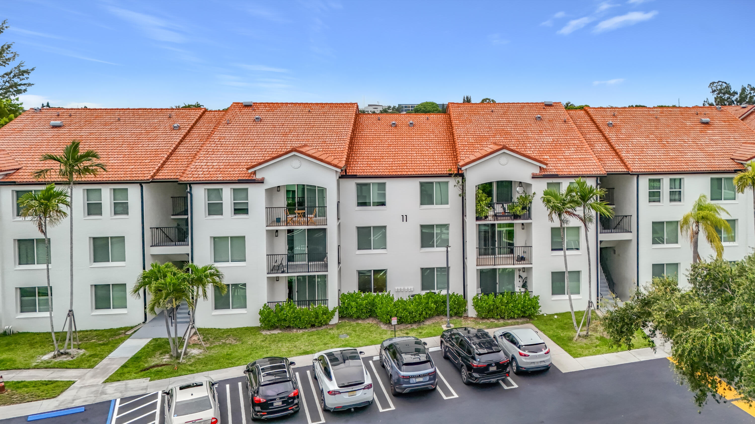 VILLA DEL SOL CONDO - Residential