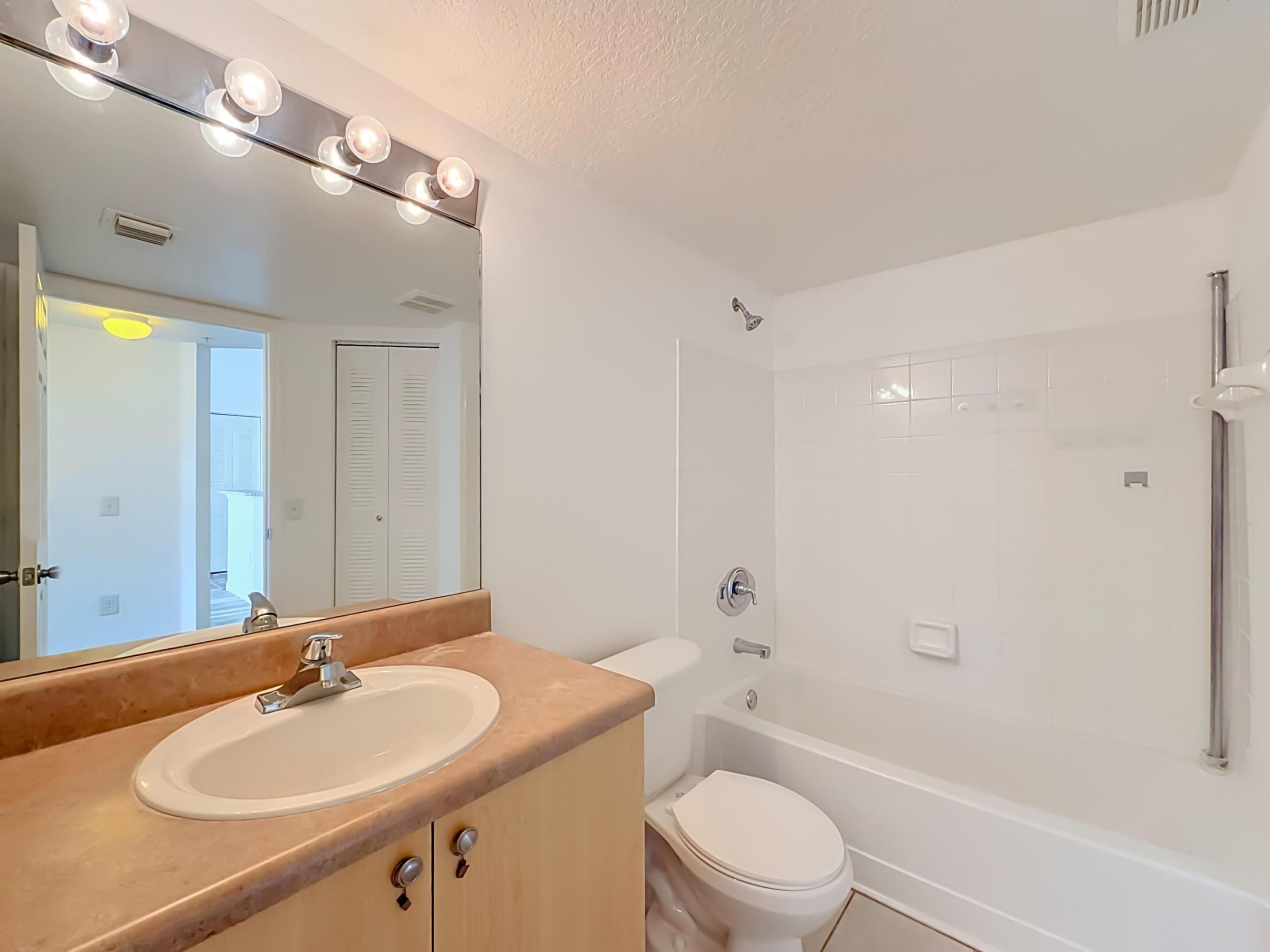 VILLA DEL SOL CONDO - Residential