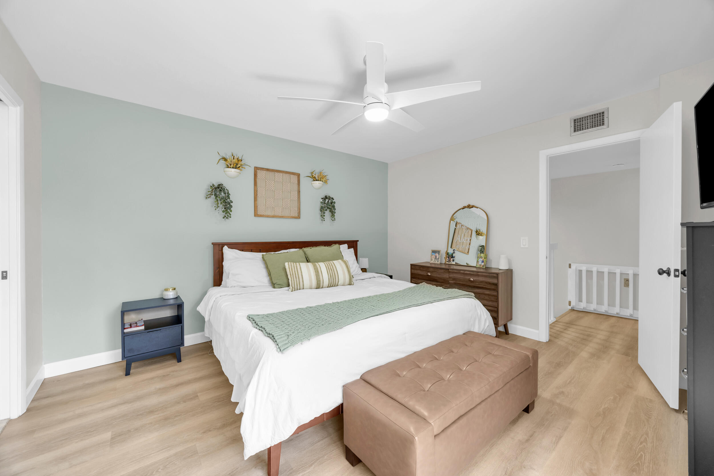 VILLAGE OF SANDALWOOD LAKES SOUTH - Residential