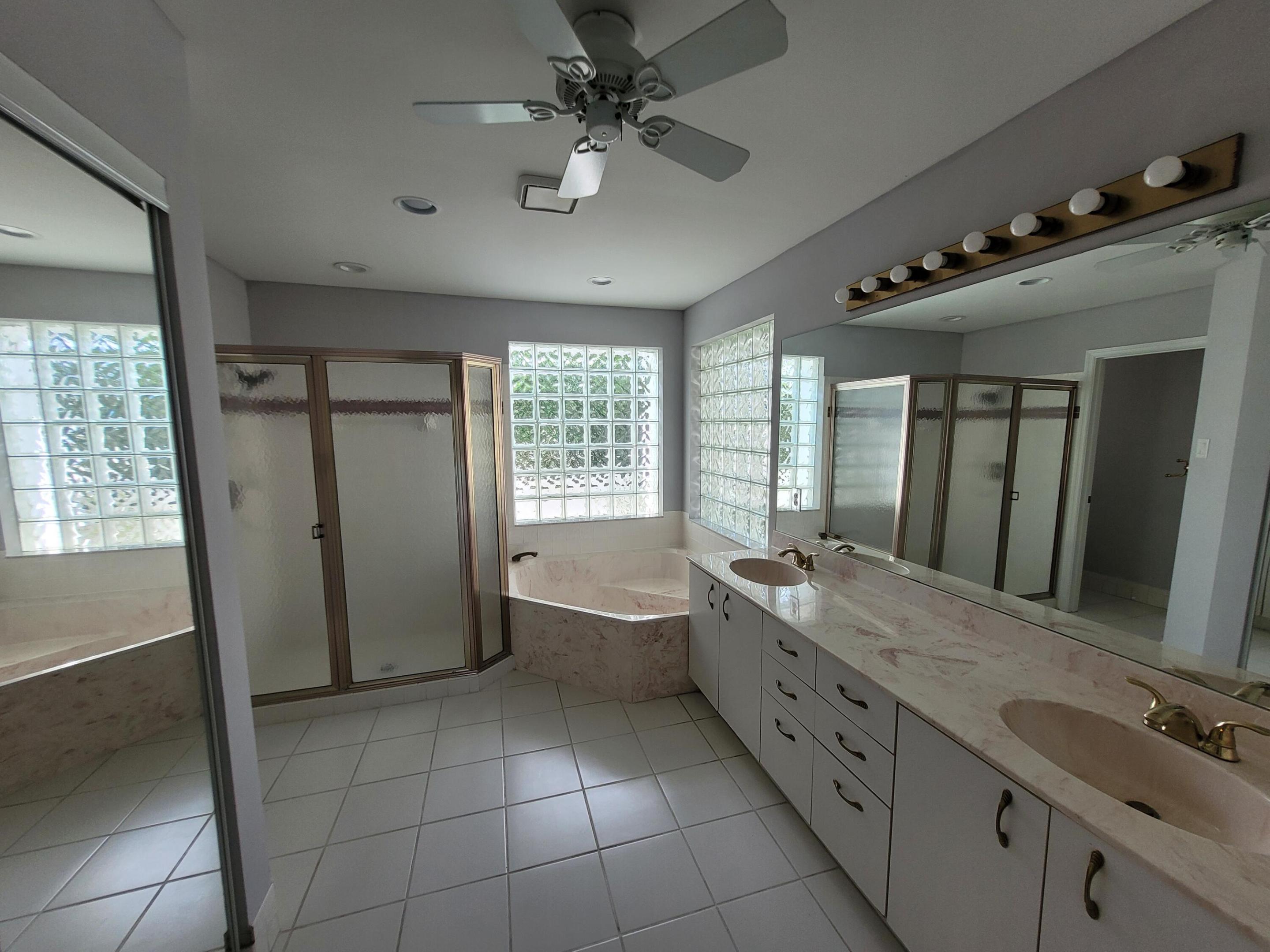 BOCA WINDS PAR D-1 - Residential