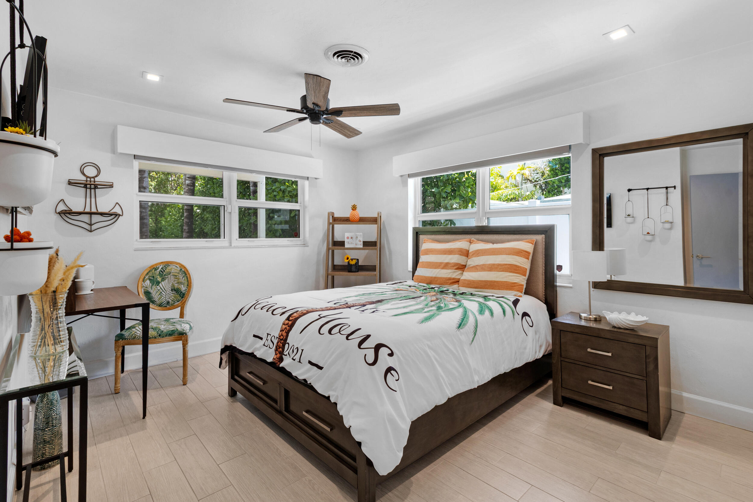 LAS OLAS BY THE SEA EXT - Residential