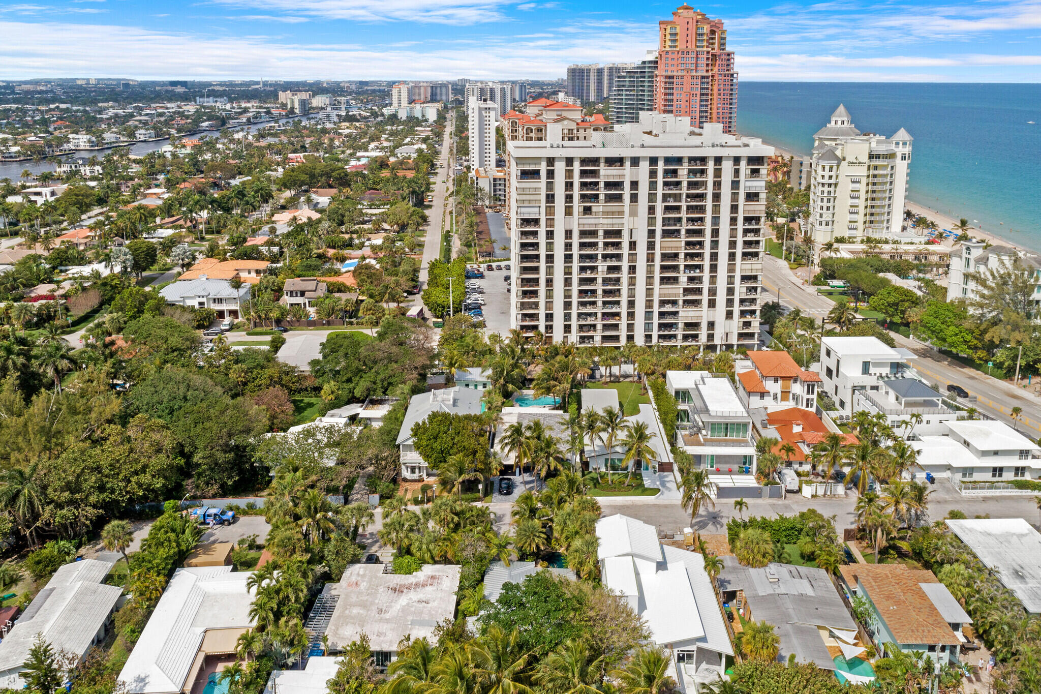LAS OLAS BY THE SEA EXT - Residential