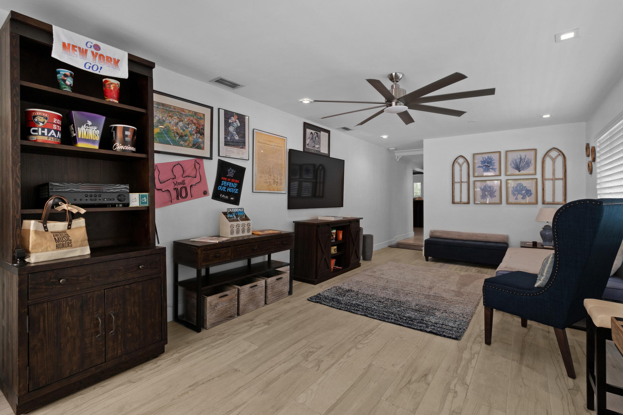LAS OLAS BY THE SEA EXT - Residential