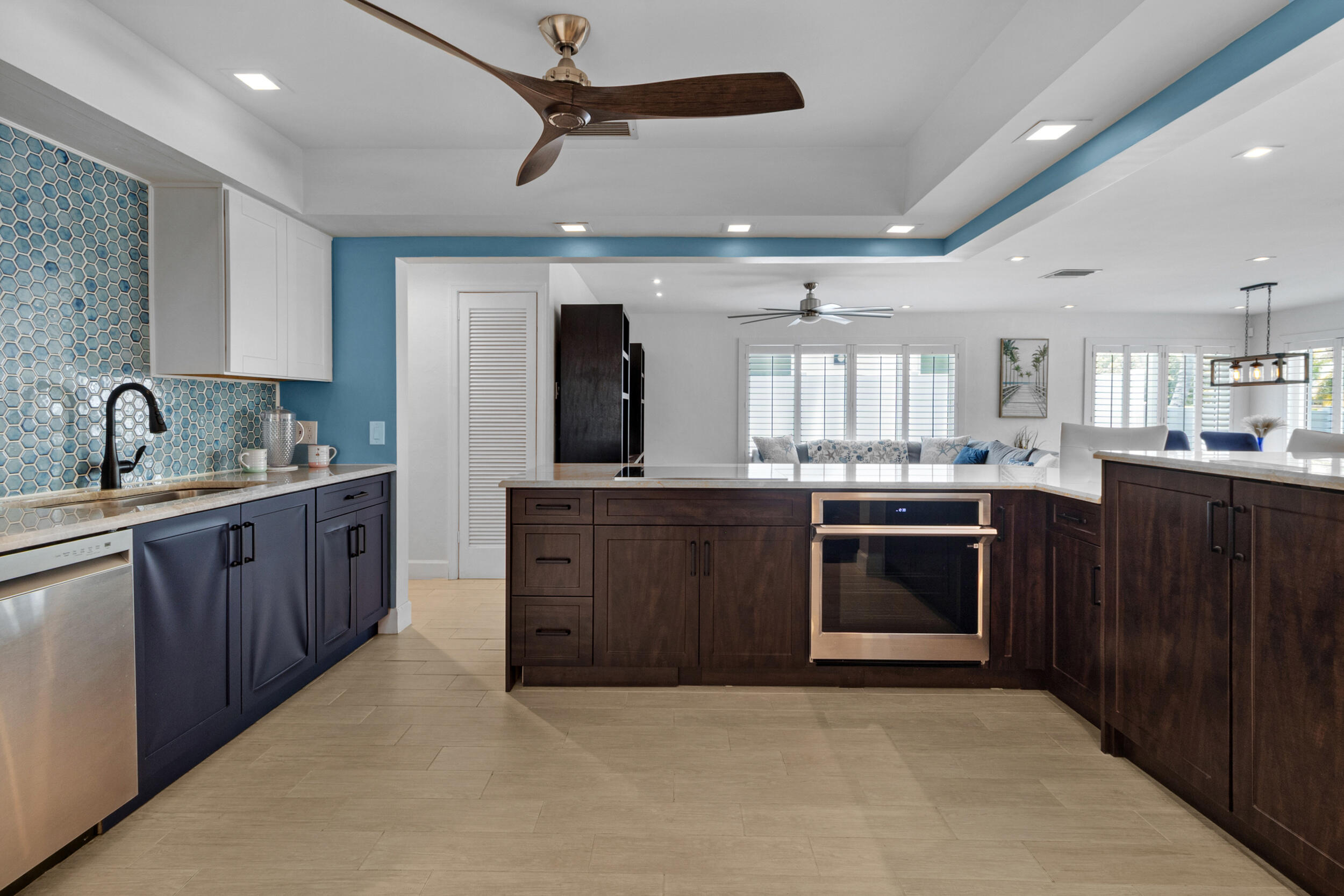 LAS OLAS BY THE SEA EXT - Residential