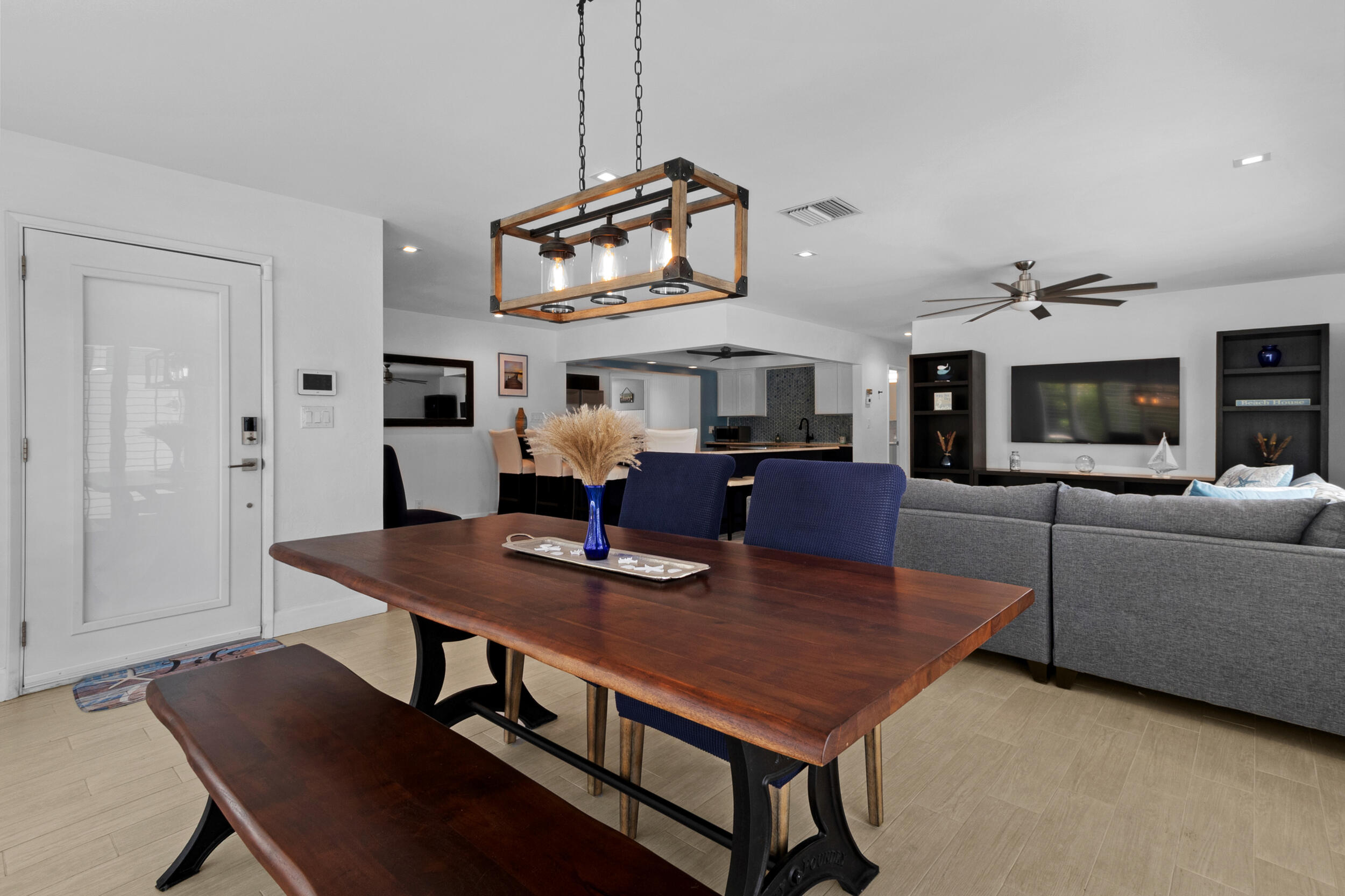 LAS OLAS BY THE SEA EXT - Residential