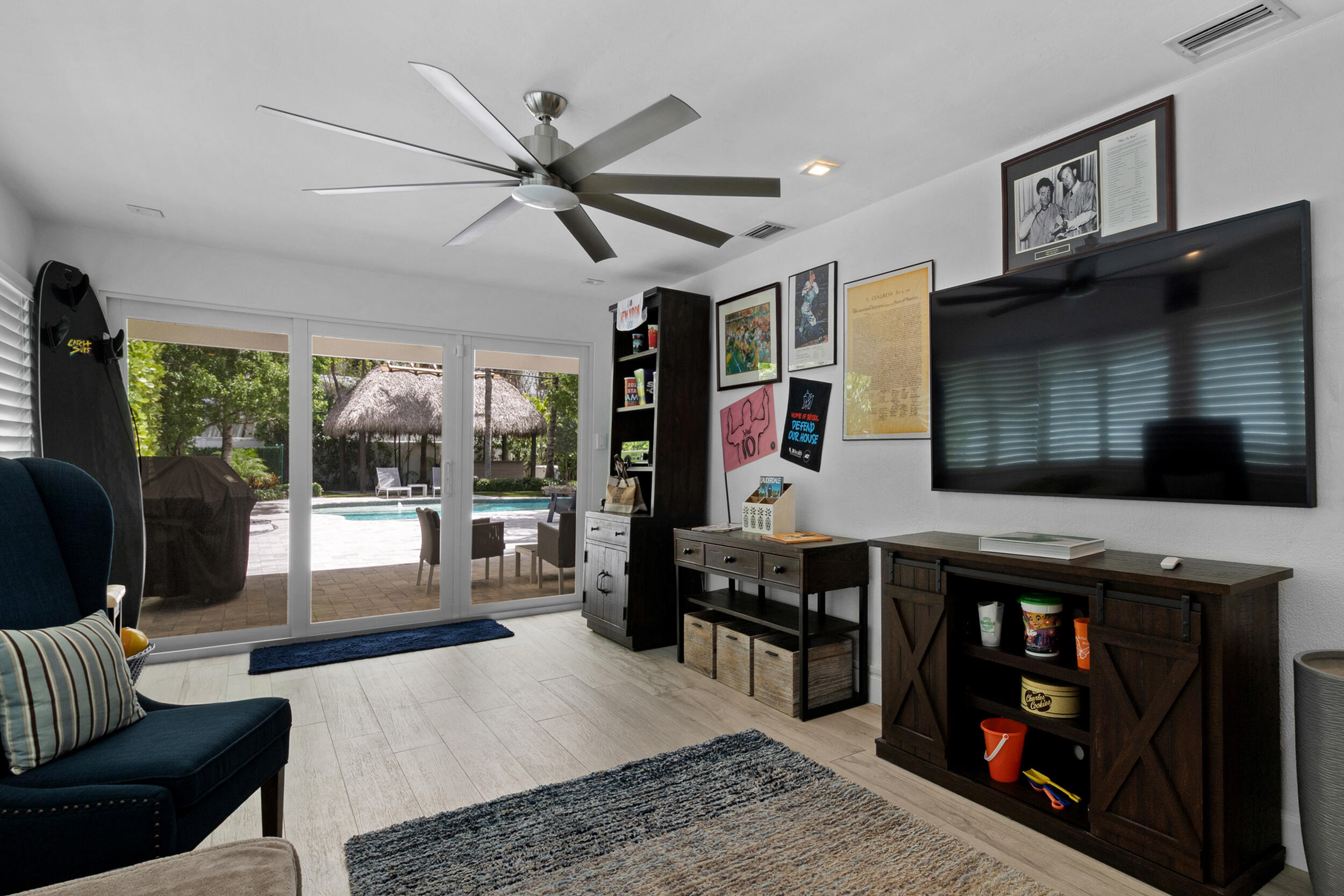 LAS OLAS BY THE SEA EXT - Residential