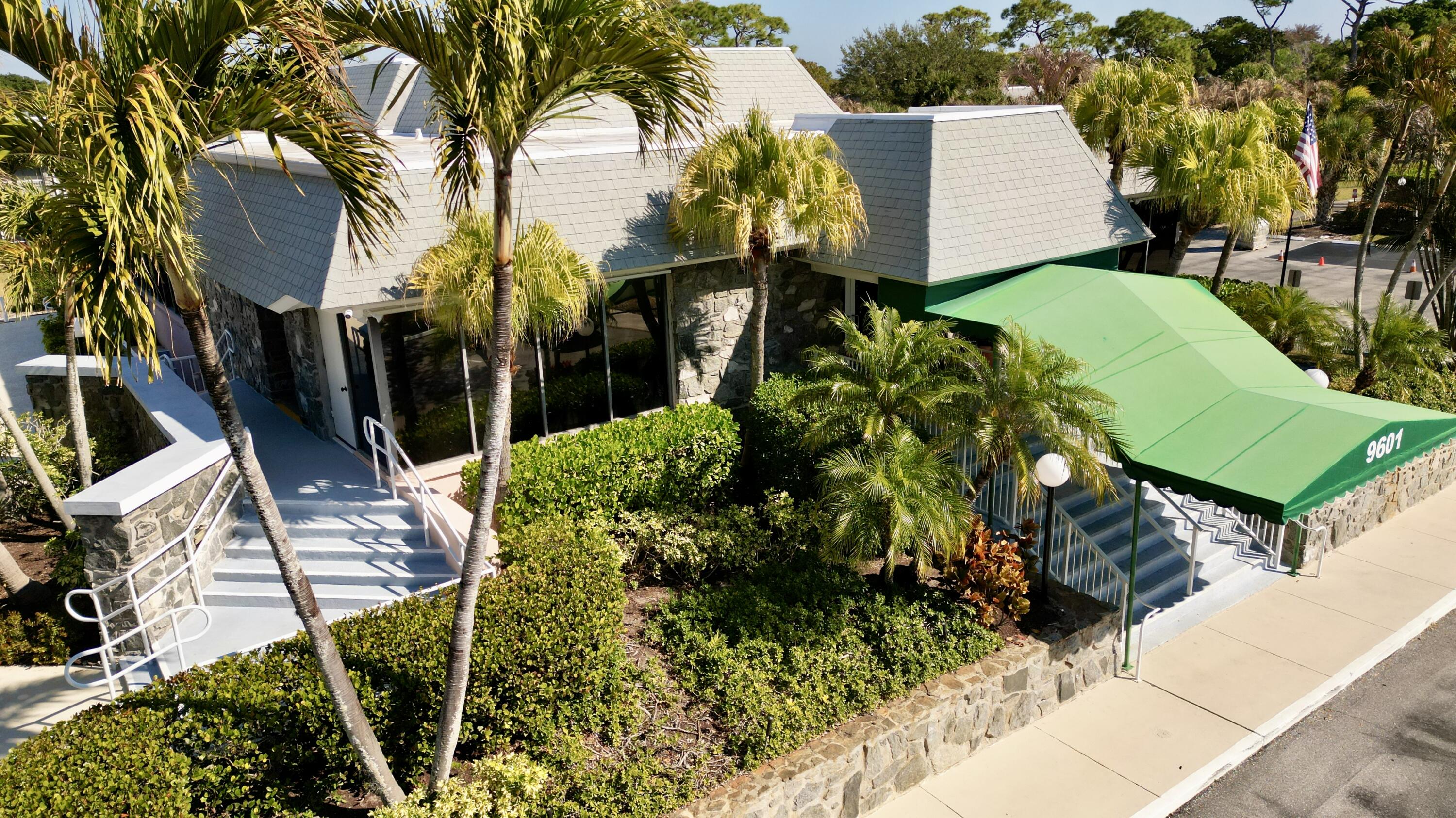 The Little Club - Residential
