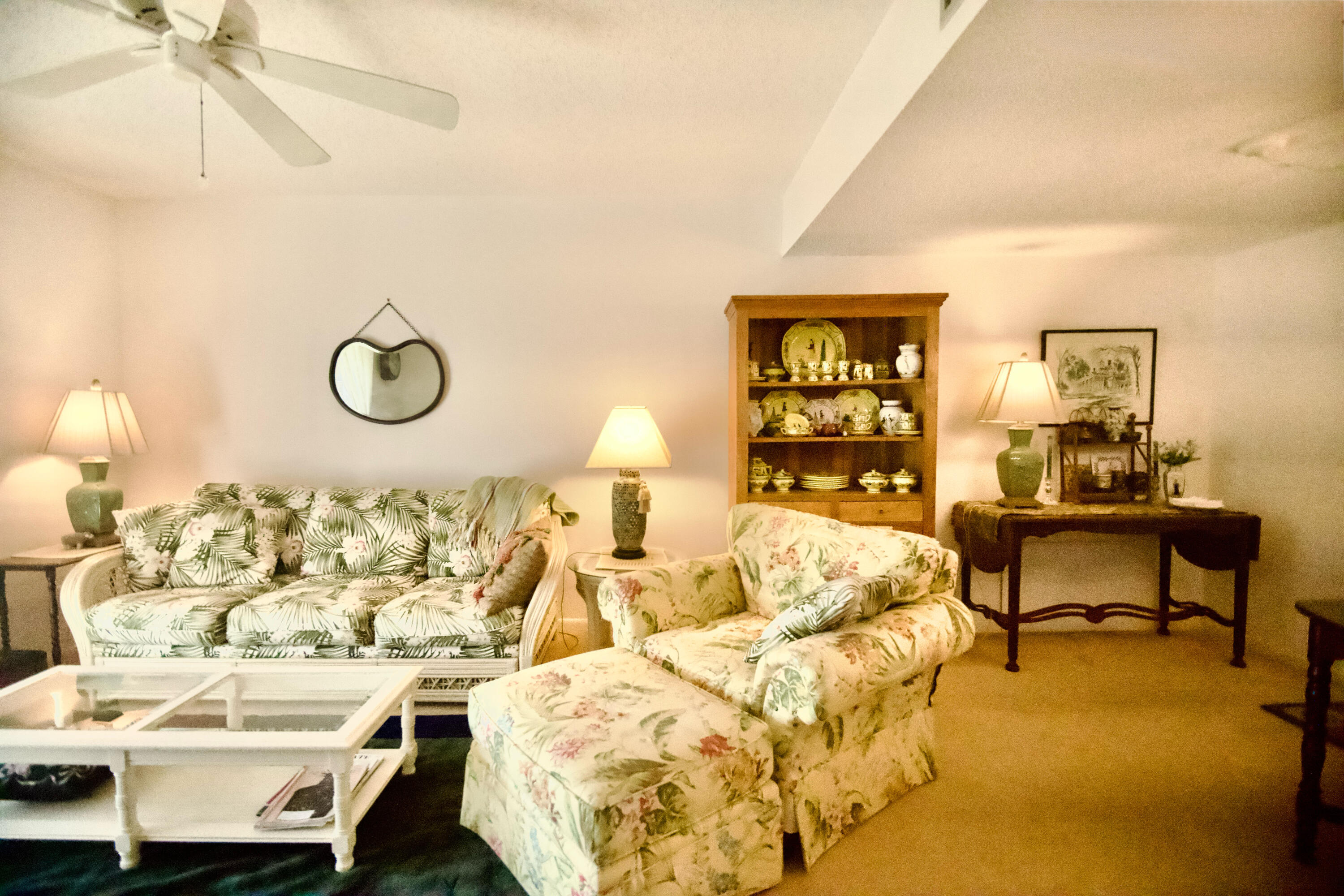 The Little Club - Residential