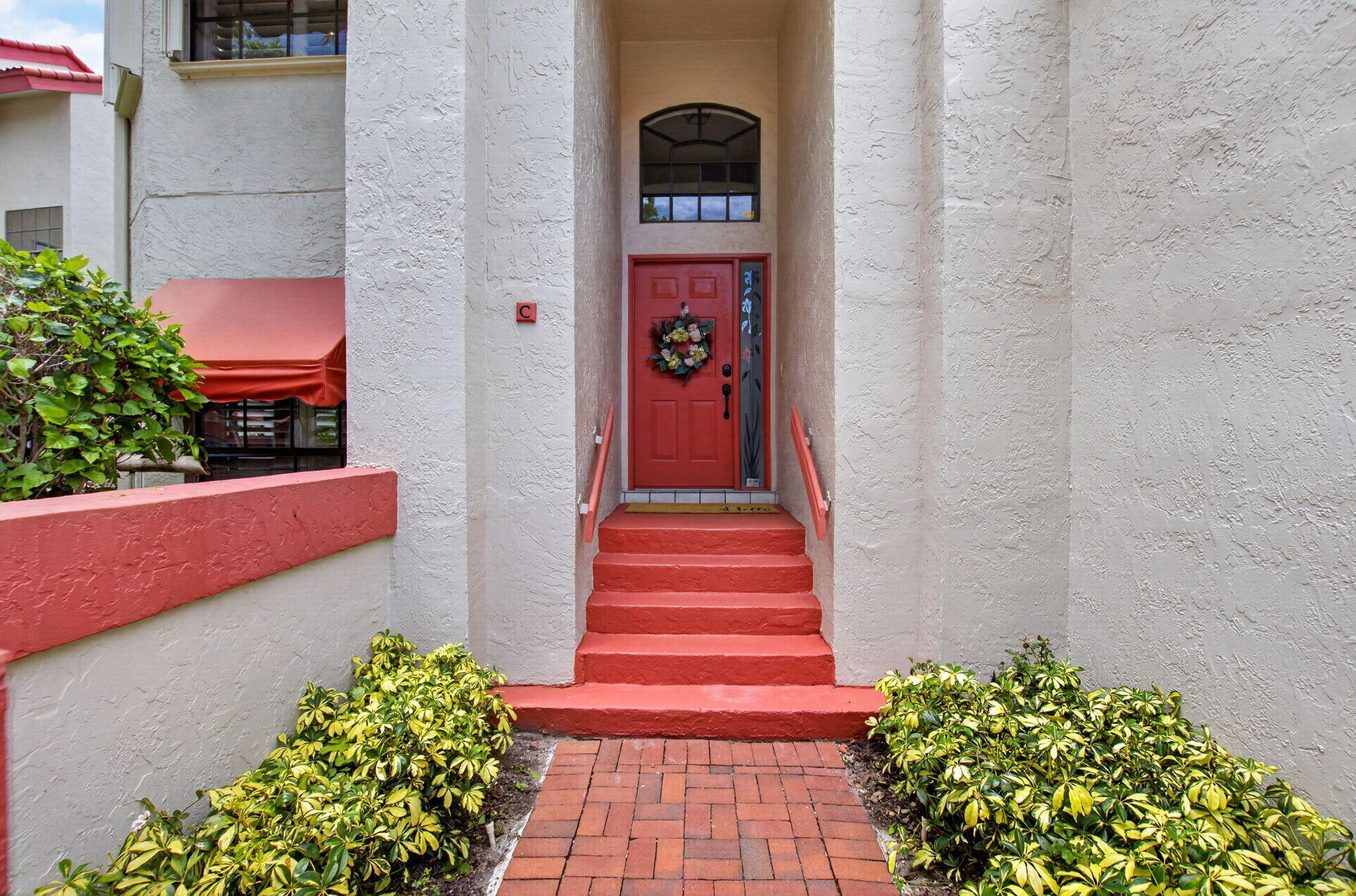 LEXINGTON CLUB VILLAS CONDO - Residential