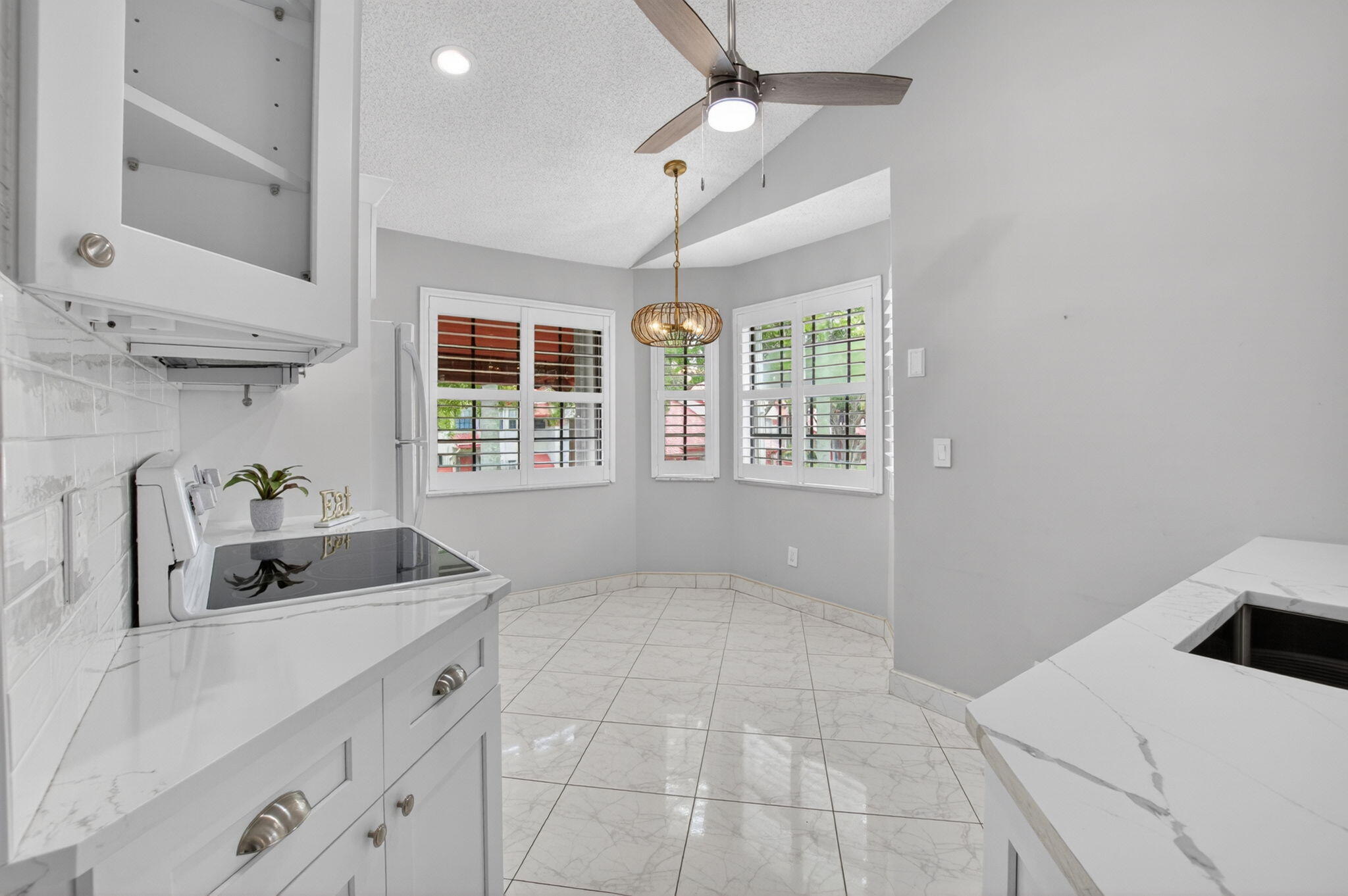 LEXINGTON CLUB VILLAS CONDO - Residential