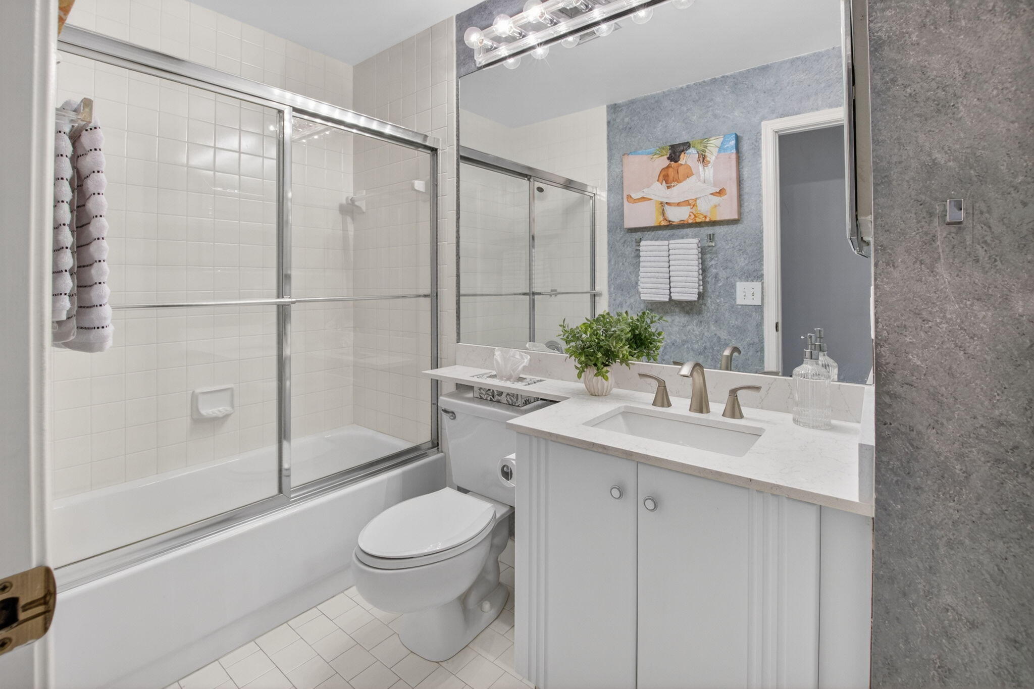 LEXINGTON CLUB VILLAS CONDO - Residential
