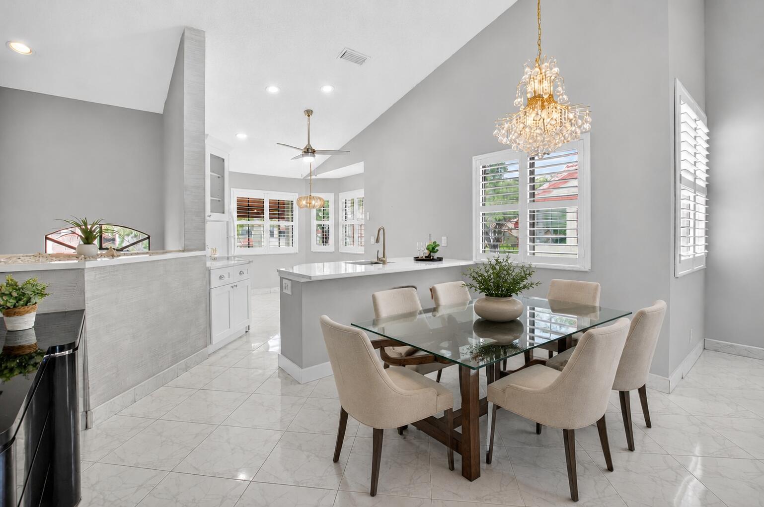 LEXINGTON CLUB VILLAS CONDO - Residential