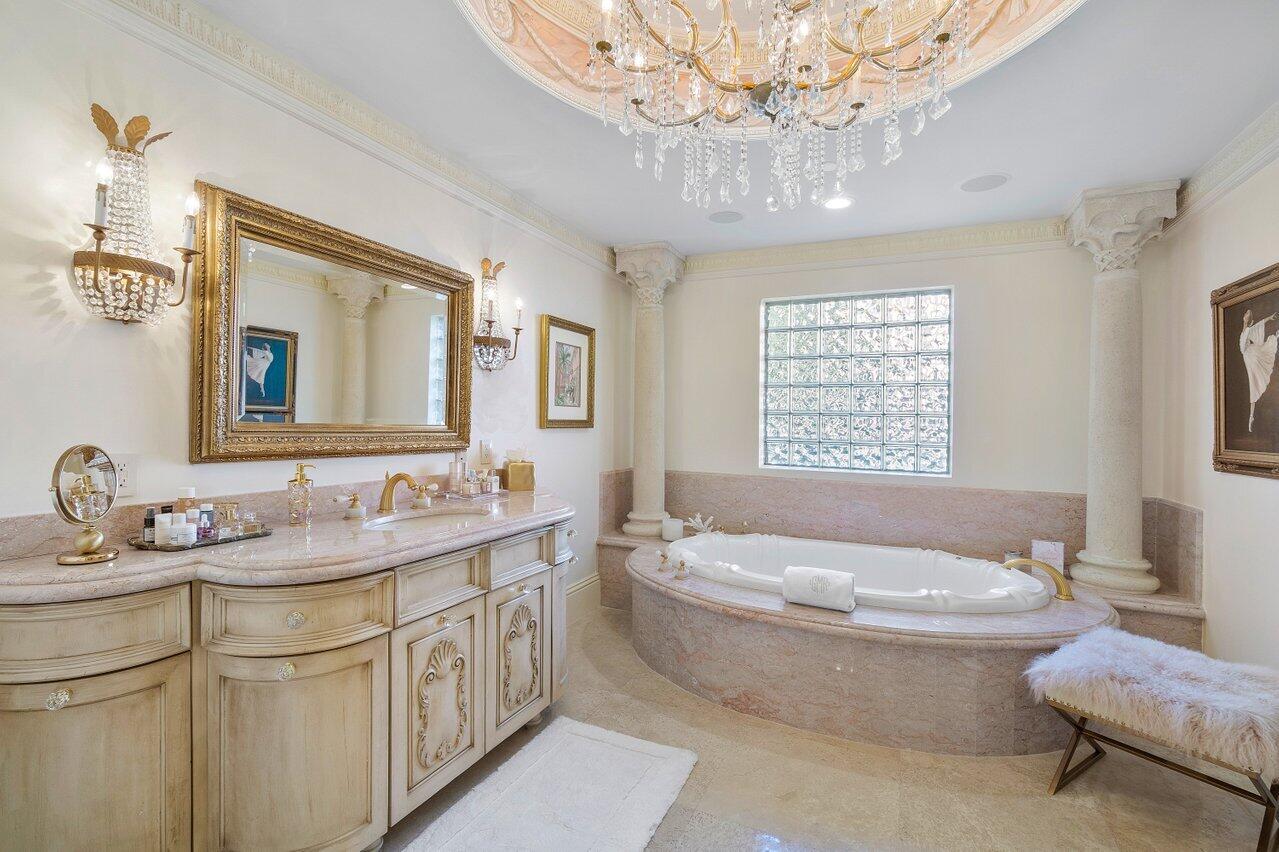 MIZNER GRAND CONDO - Residential