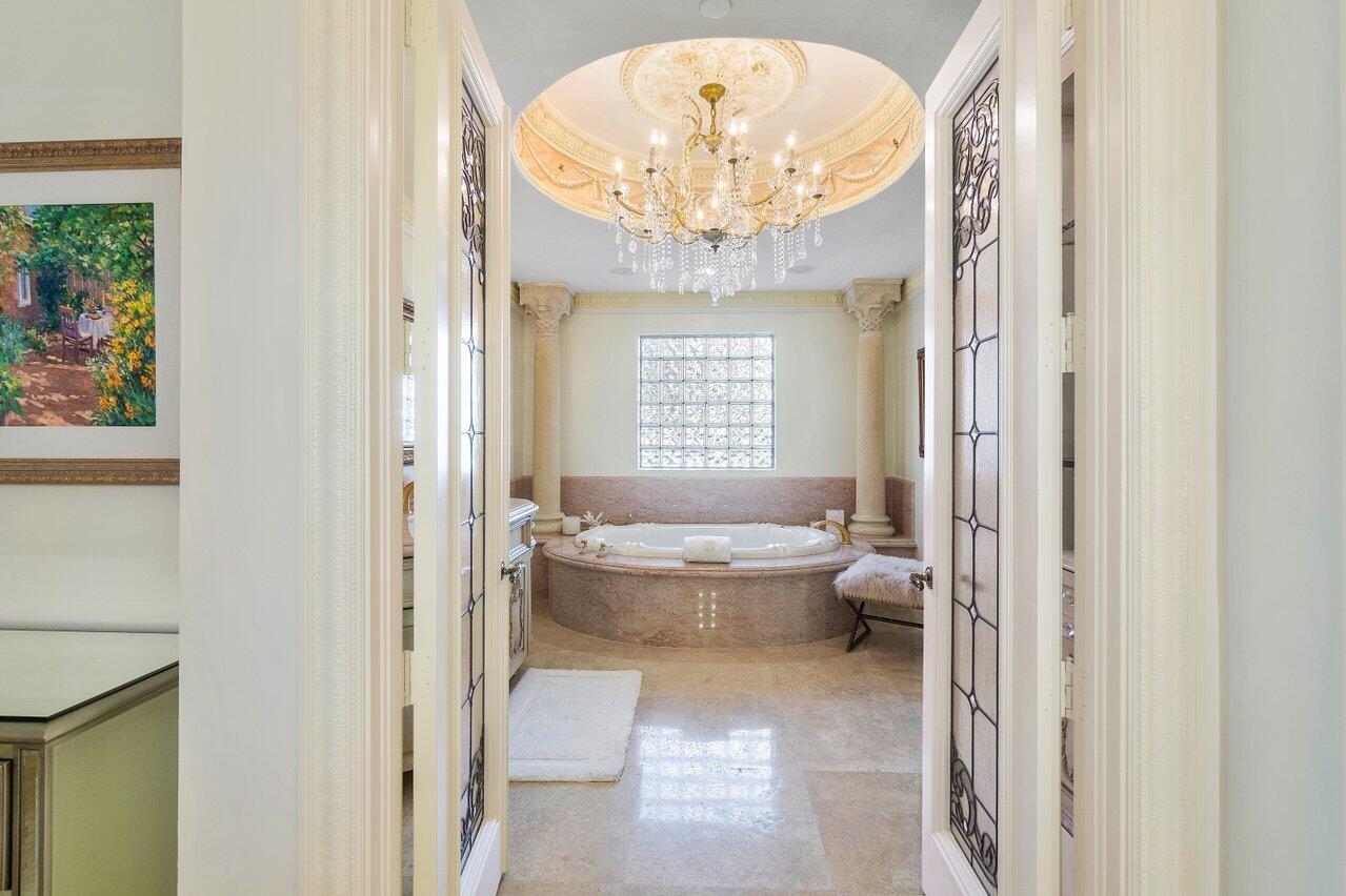 MIZNER GRAND CONDO - Residential