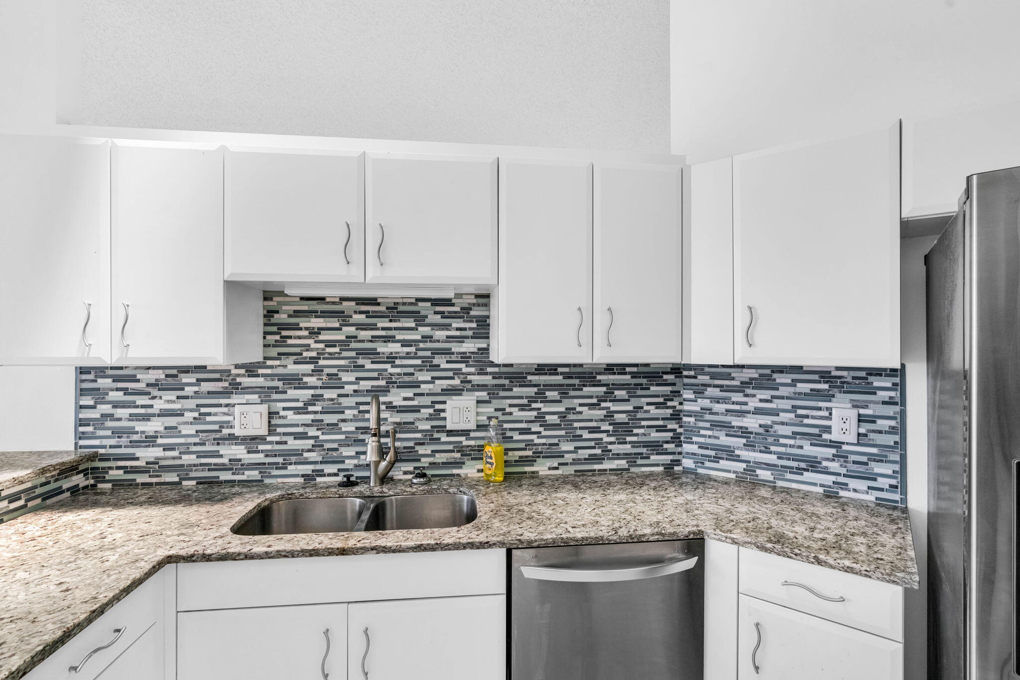 PIPERS GLEN A-3 - Residential Lease