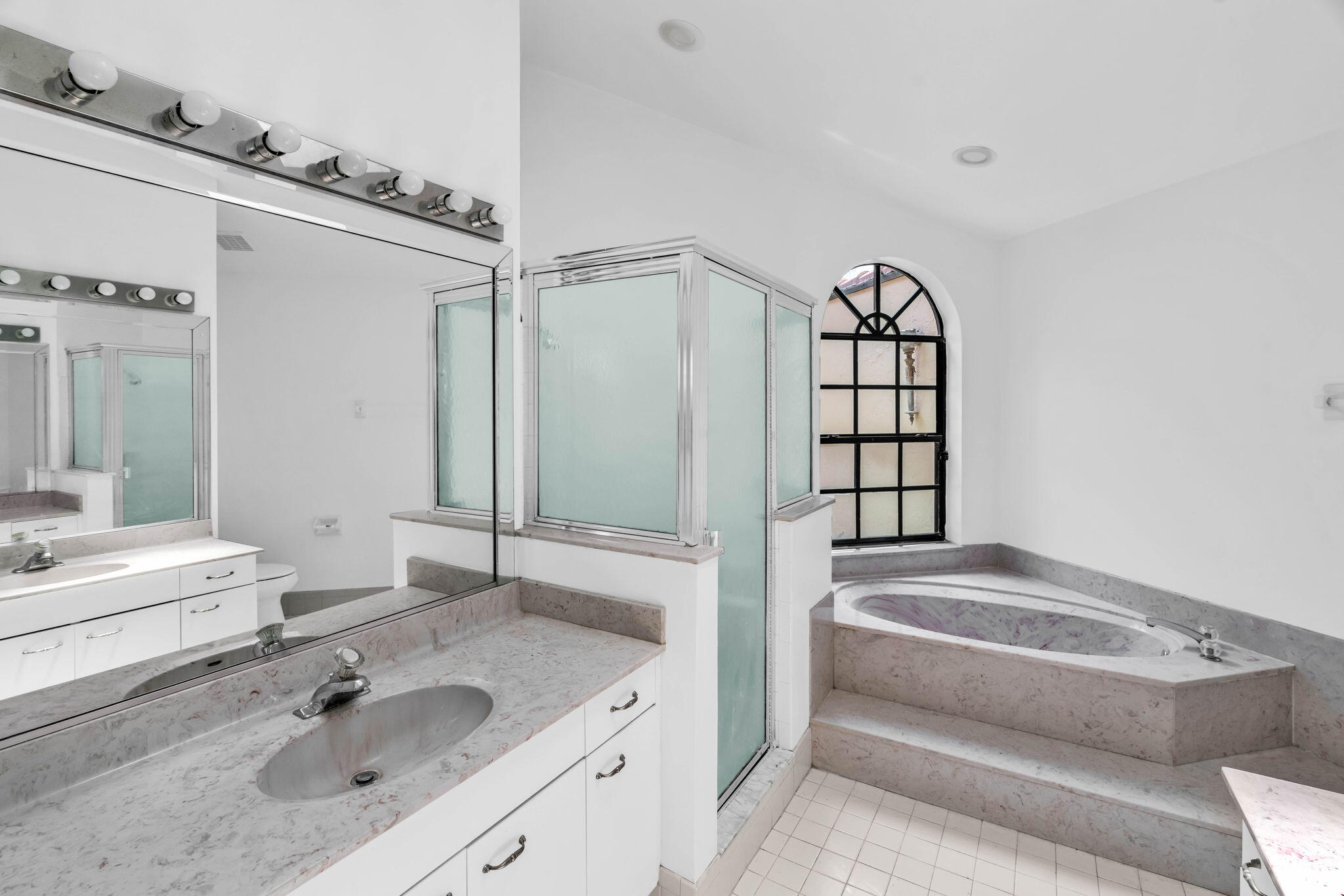 PIPERS GLEN A-3 - Residential Lease