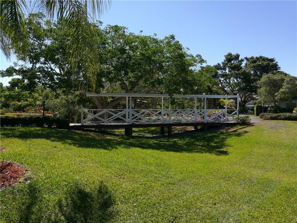 KINGSWOOD CONDO - Residential Lease