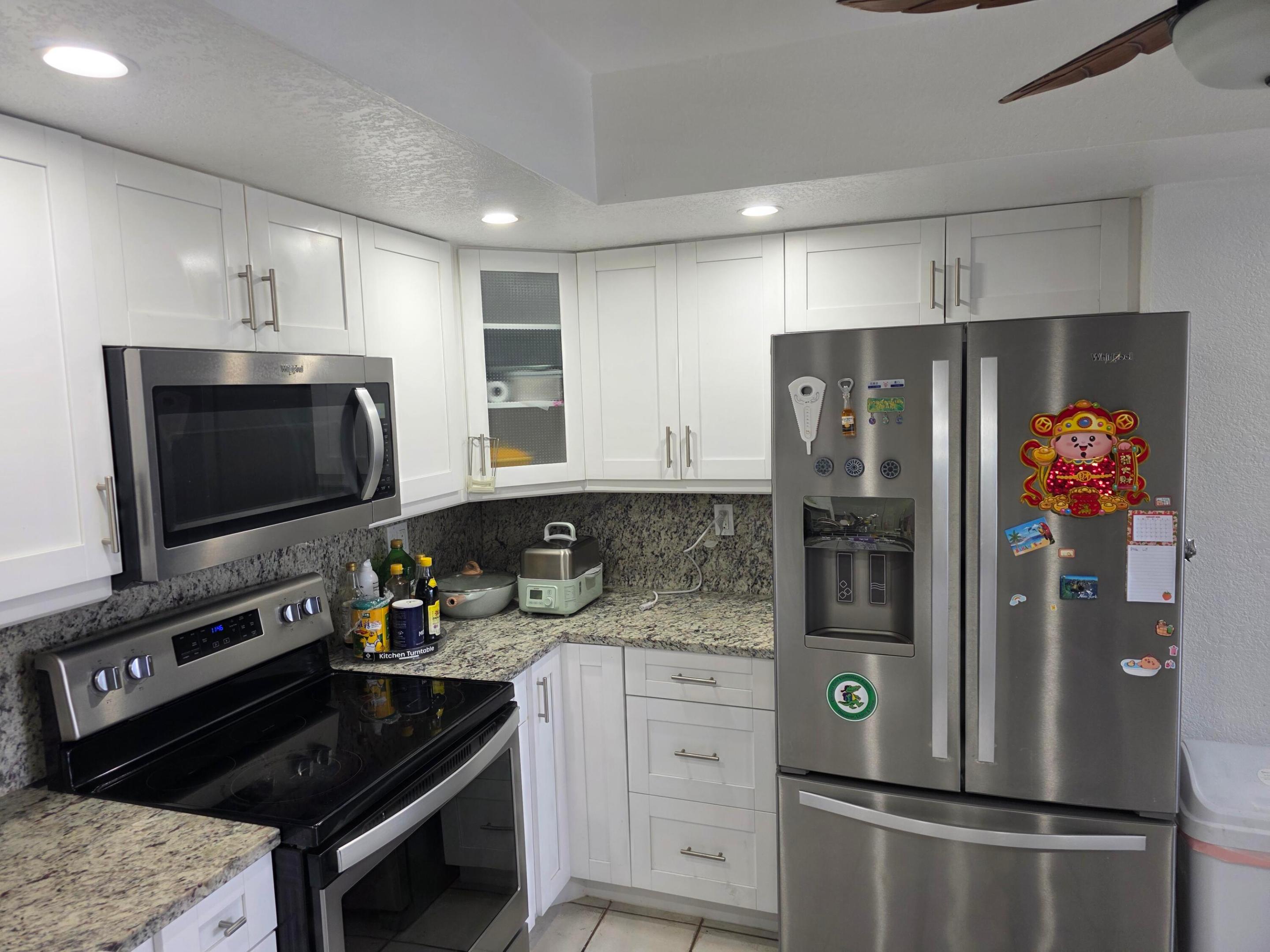 FRENCH QUARTER - Residential Lease