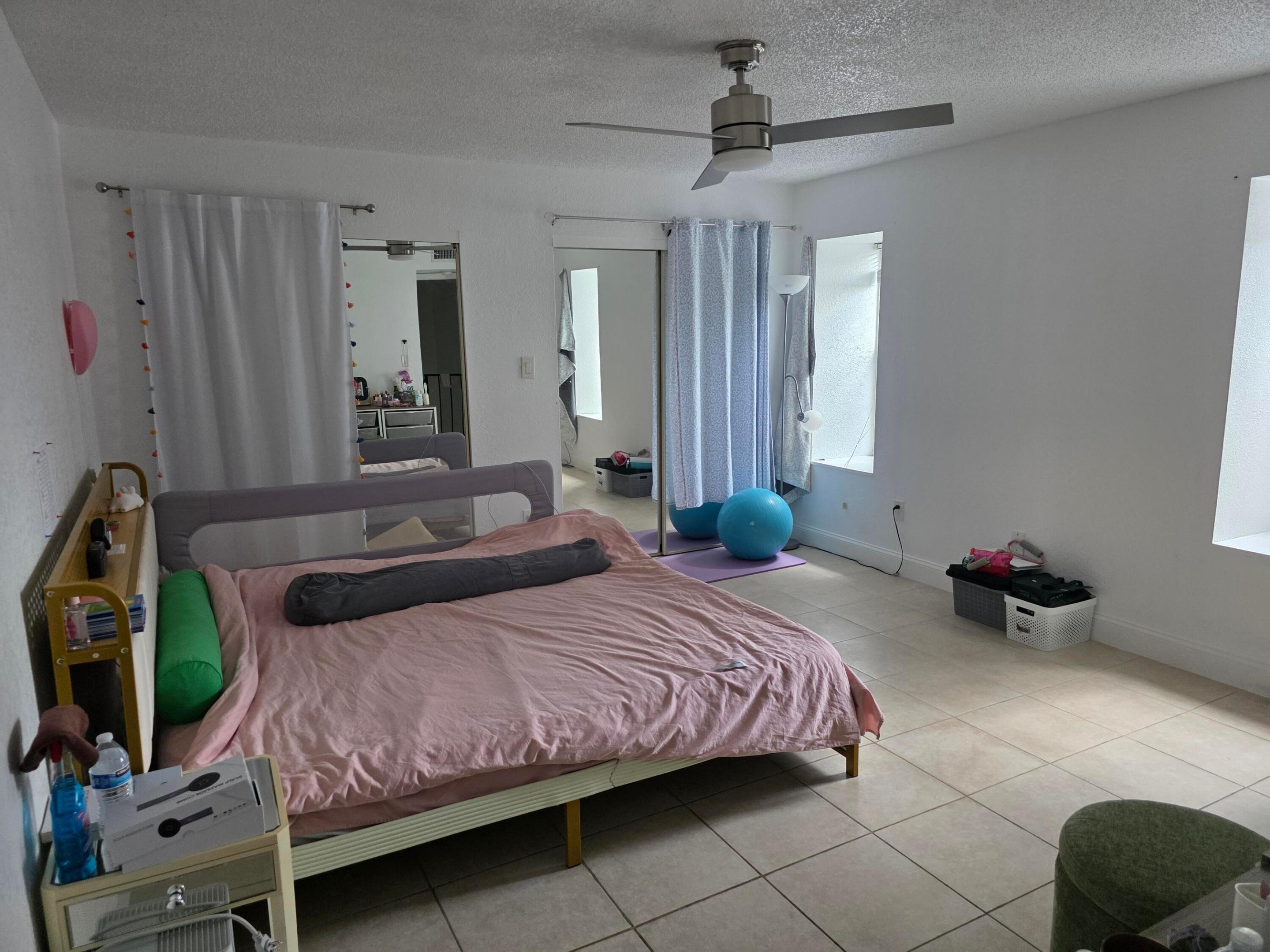 FRENCH QUARTER - Residential Lease
