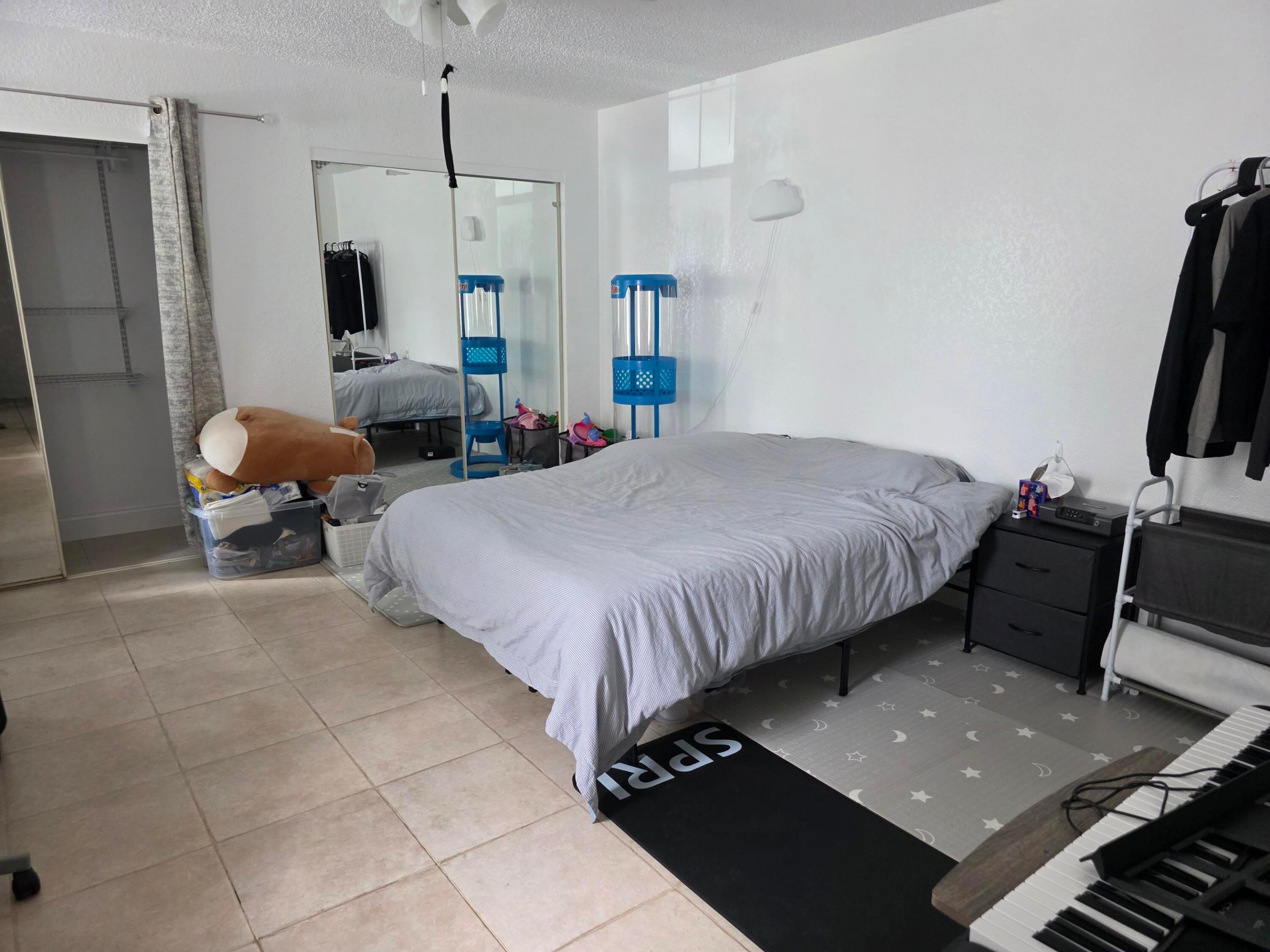 FRENCH QUARTER - Residential Lease
