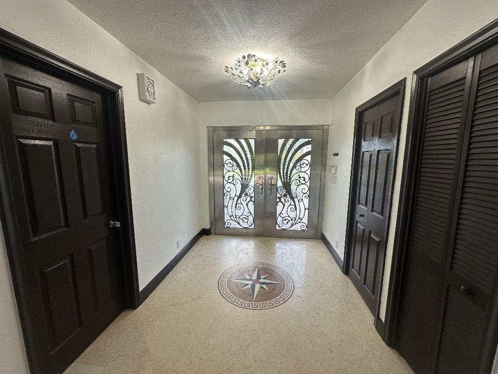 Dixons 94-32 B - Residential