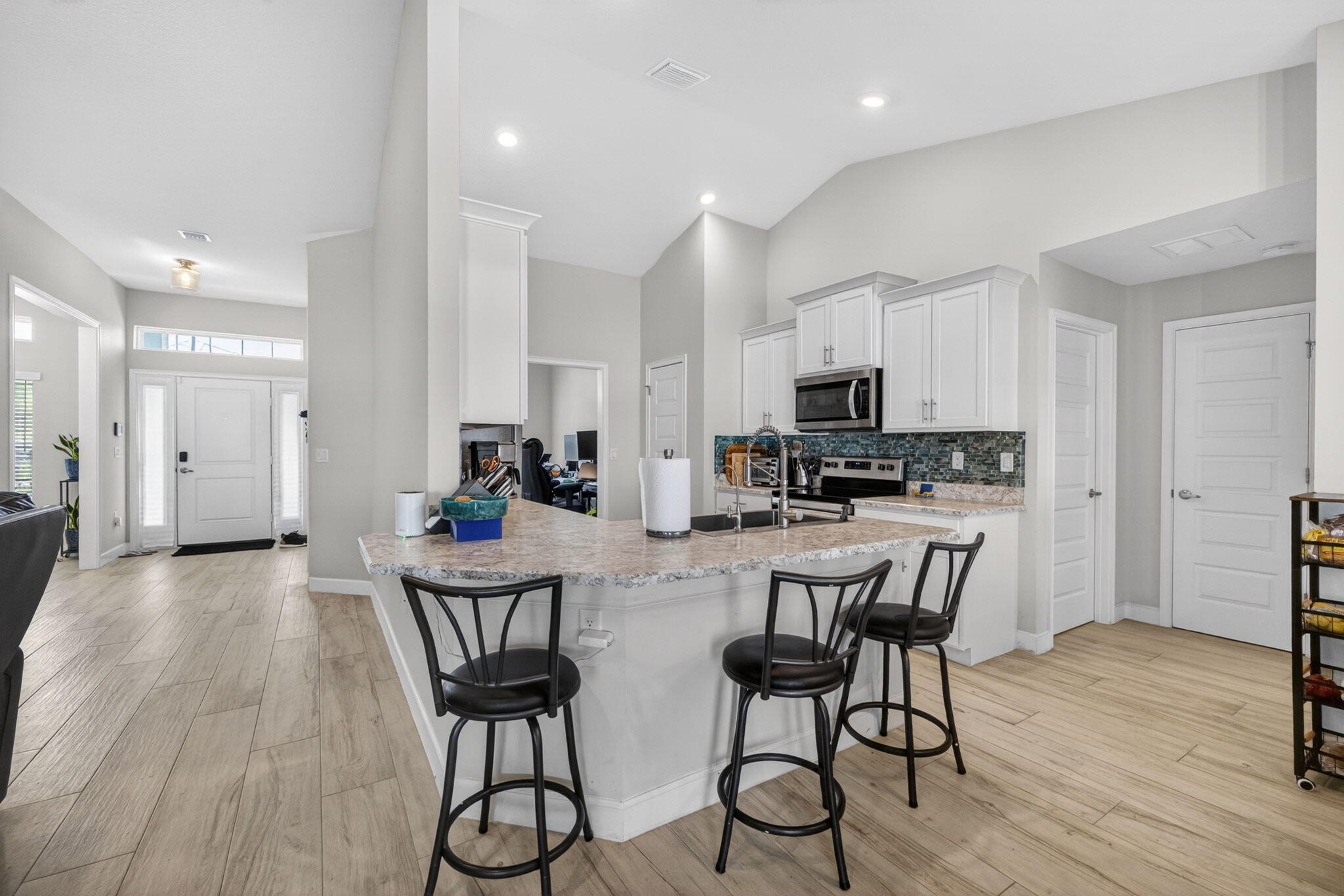 PORT ST LUCIE SECTION 48 1ST REPLAT - Residential