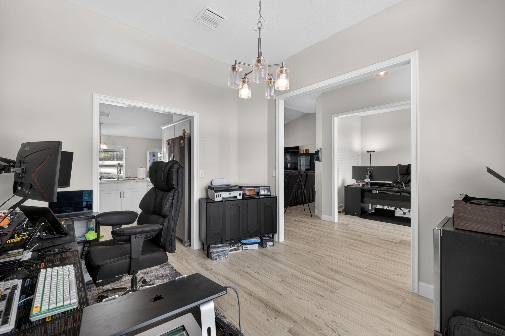 PORT ST LUCIE SECTION 48 1ST REPLAT - Residential