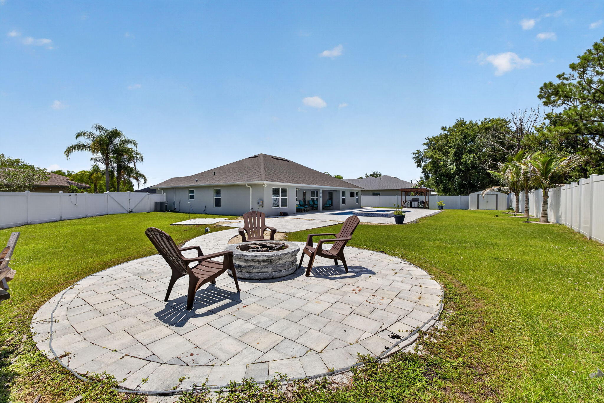 PORT ST LUCIE SECTION 48 1ST REPLAT - Residential