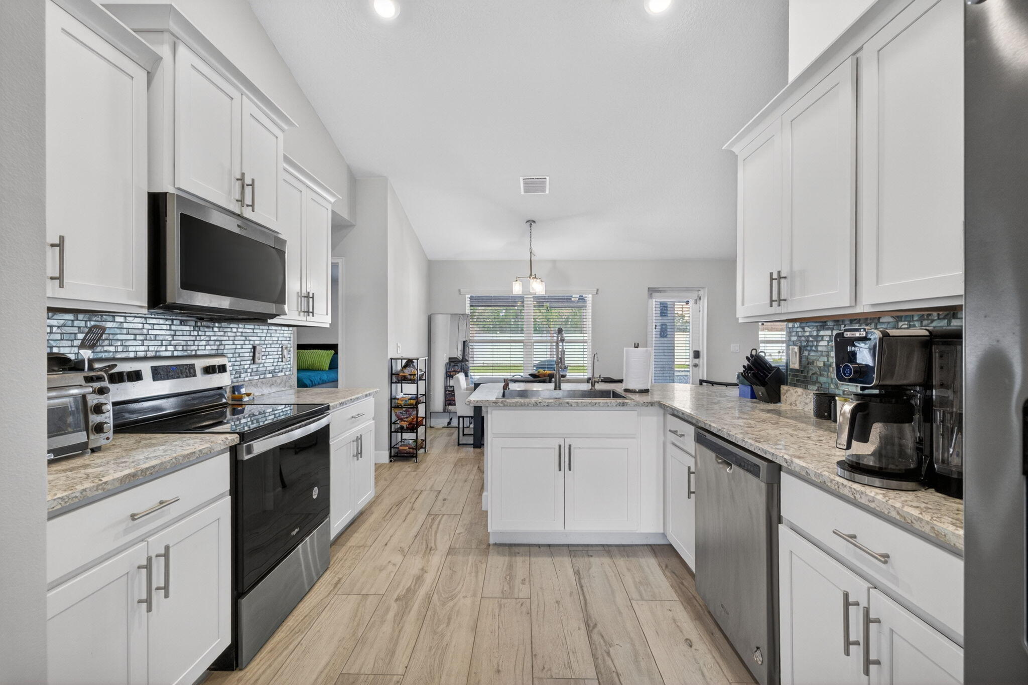 PORT ST LUCIE SECTION 48 1ST REPLAT - Residential
