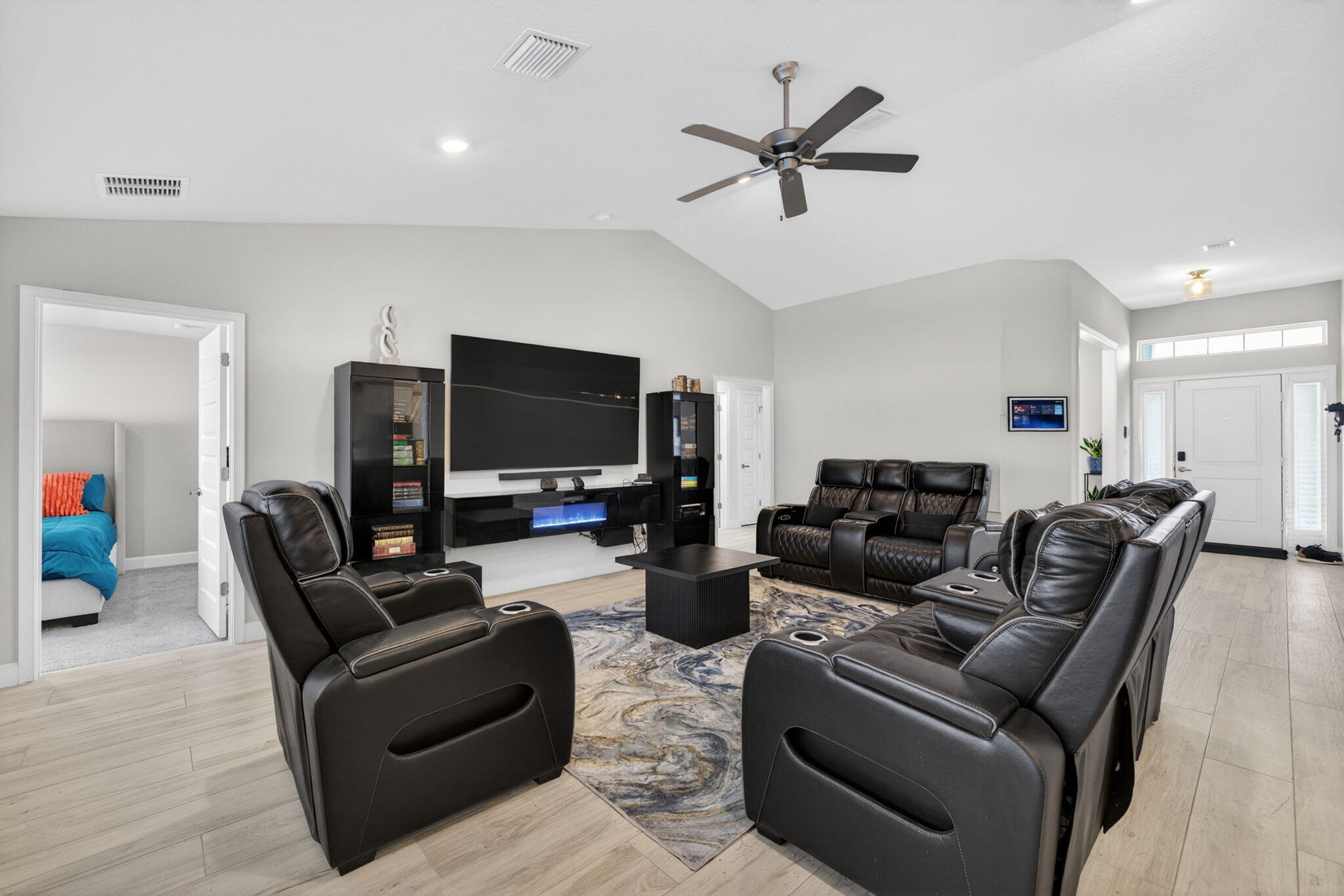 PORT ST LUCIE SECTION 48 1ST REPLAT - Residential