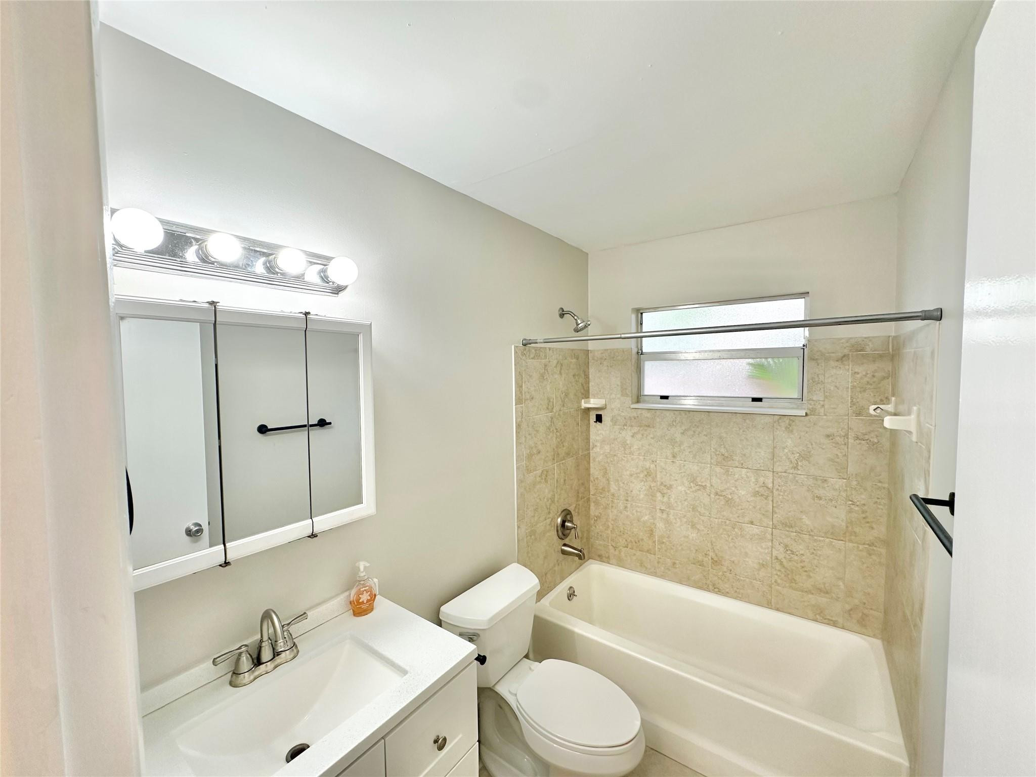 Osceola Park 9-46 B - Residential Lease