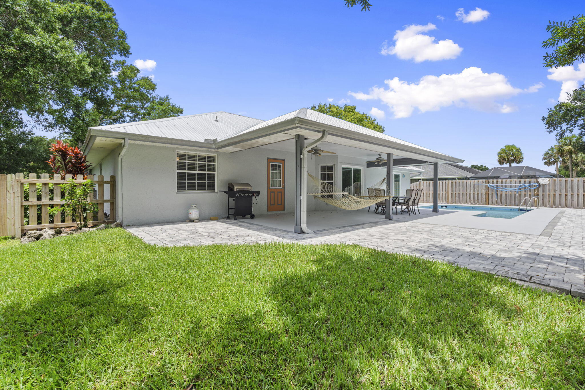 CORAL WIND SUB - Residential
