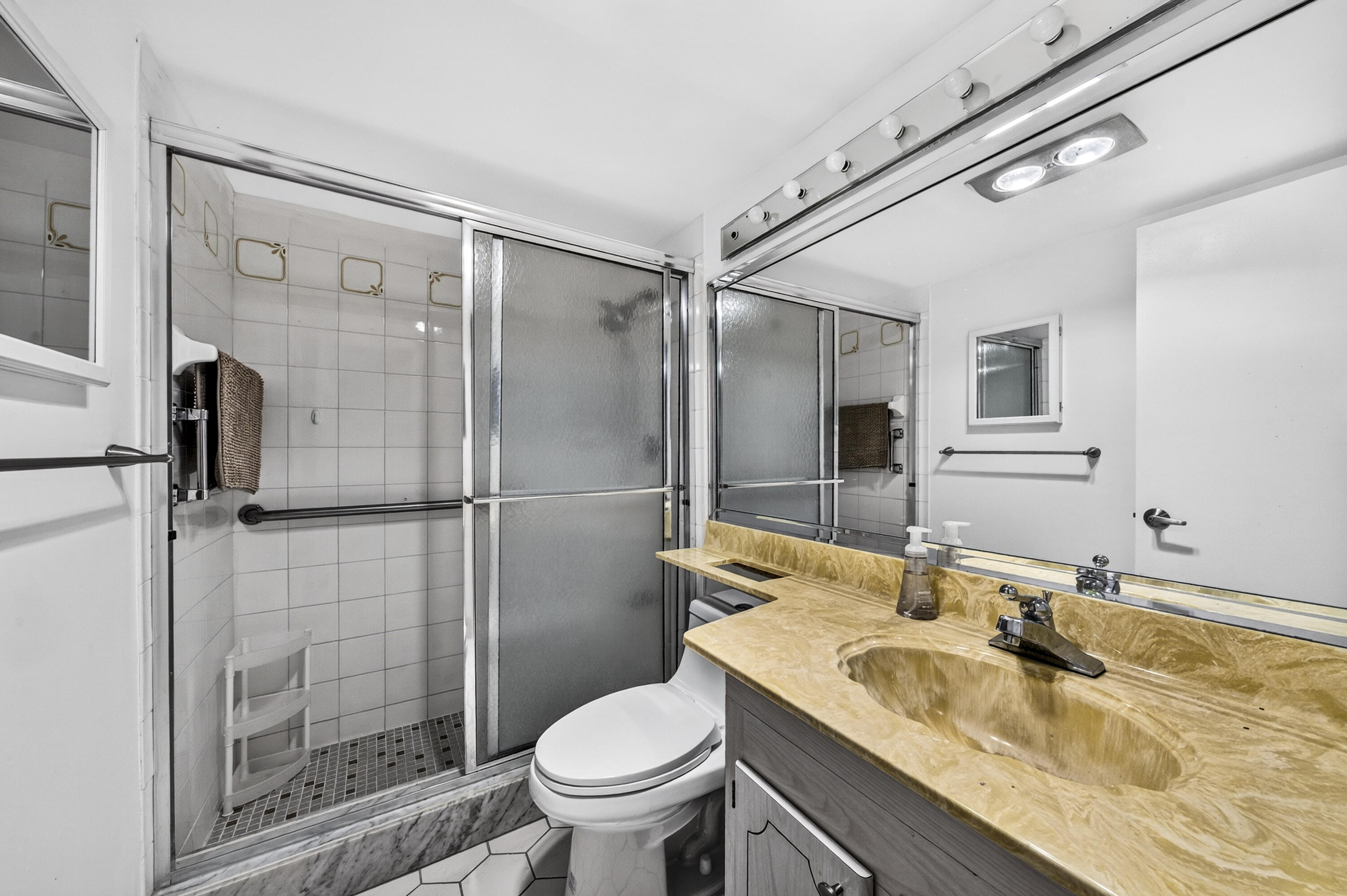BERKSHIRE B CONDO - Residential