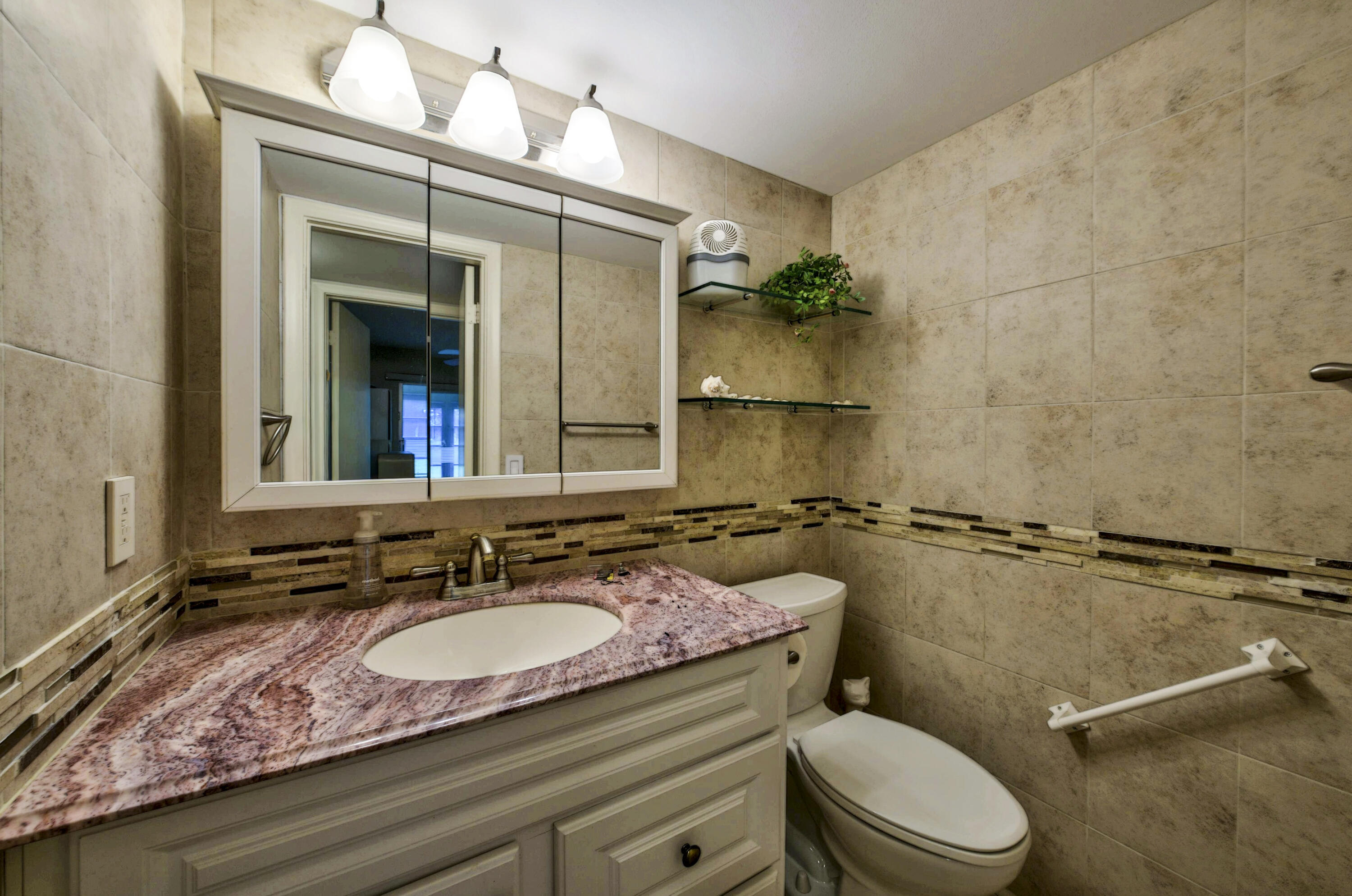 BERKSHIRE B CONDO - Residential