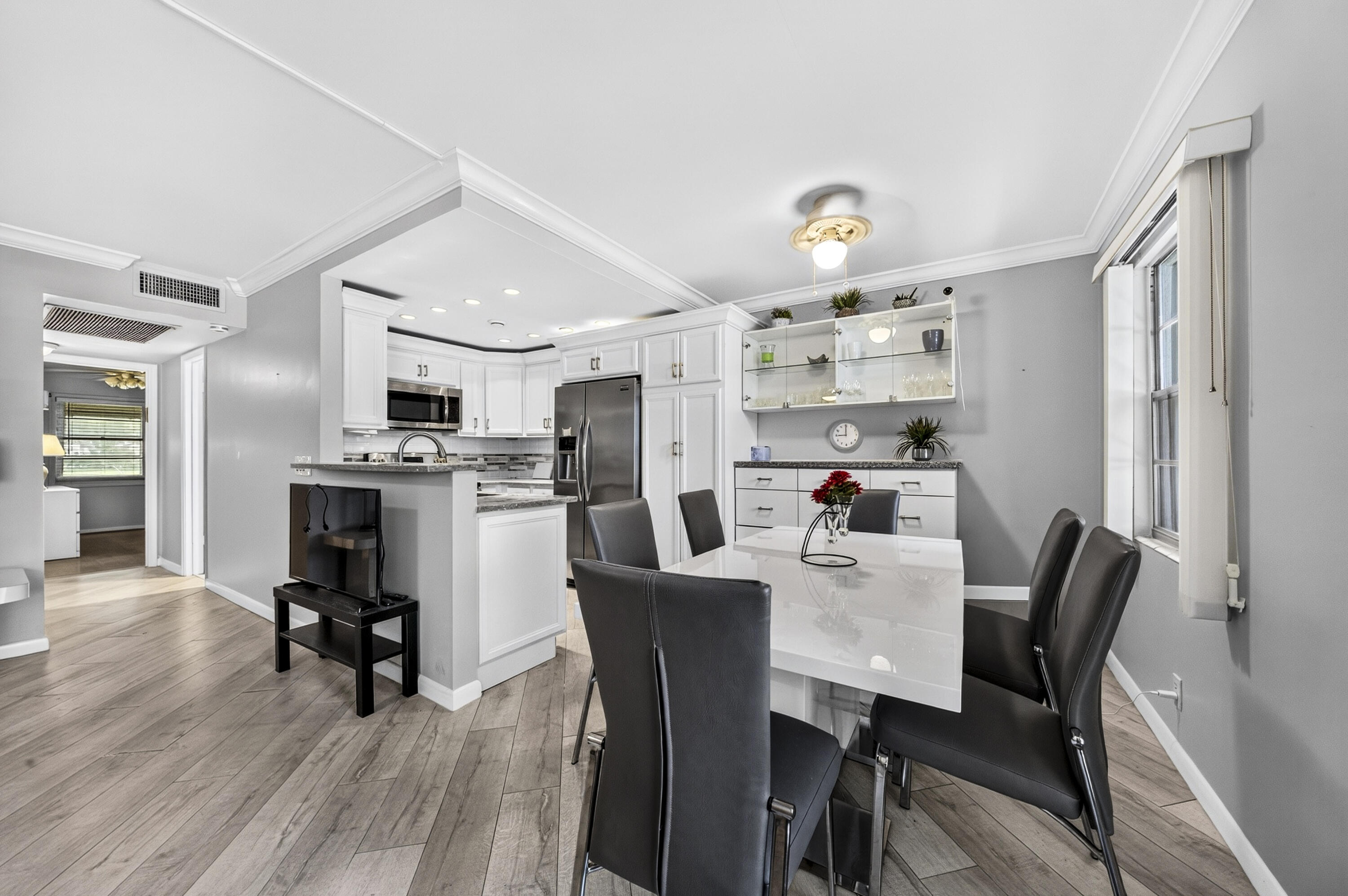 BERKSHIRE B CONDO - Residential