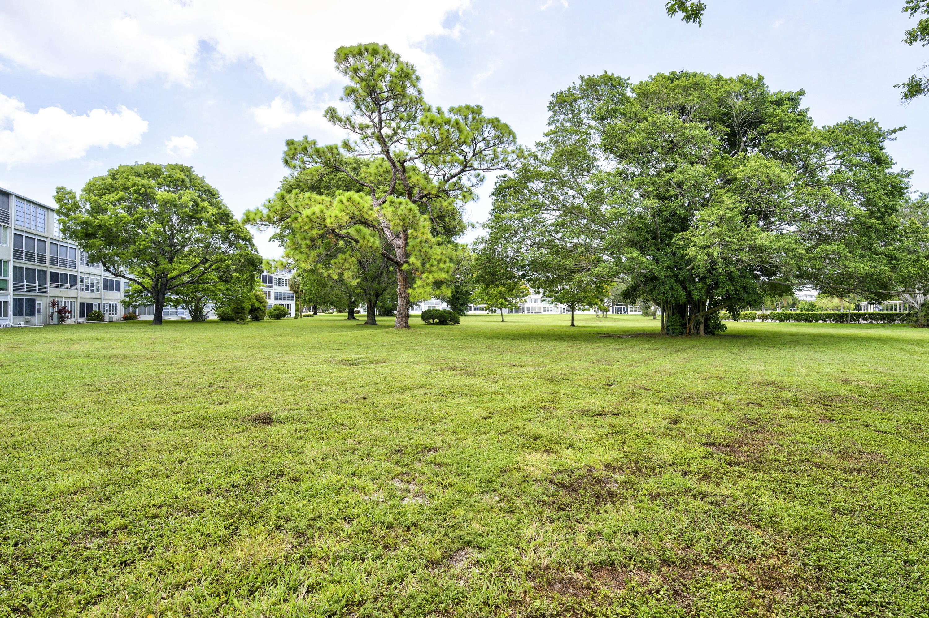 BERKSHIRE B CONDO - Residential