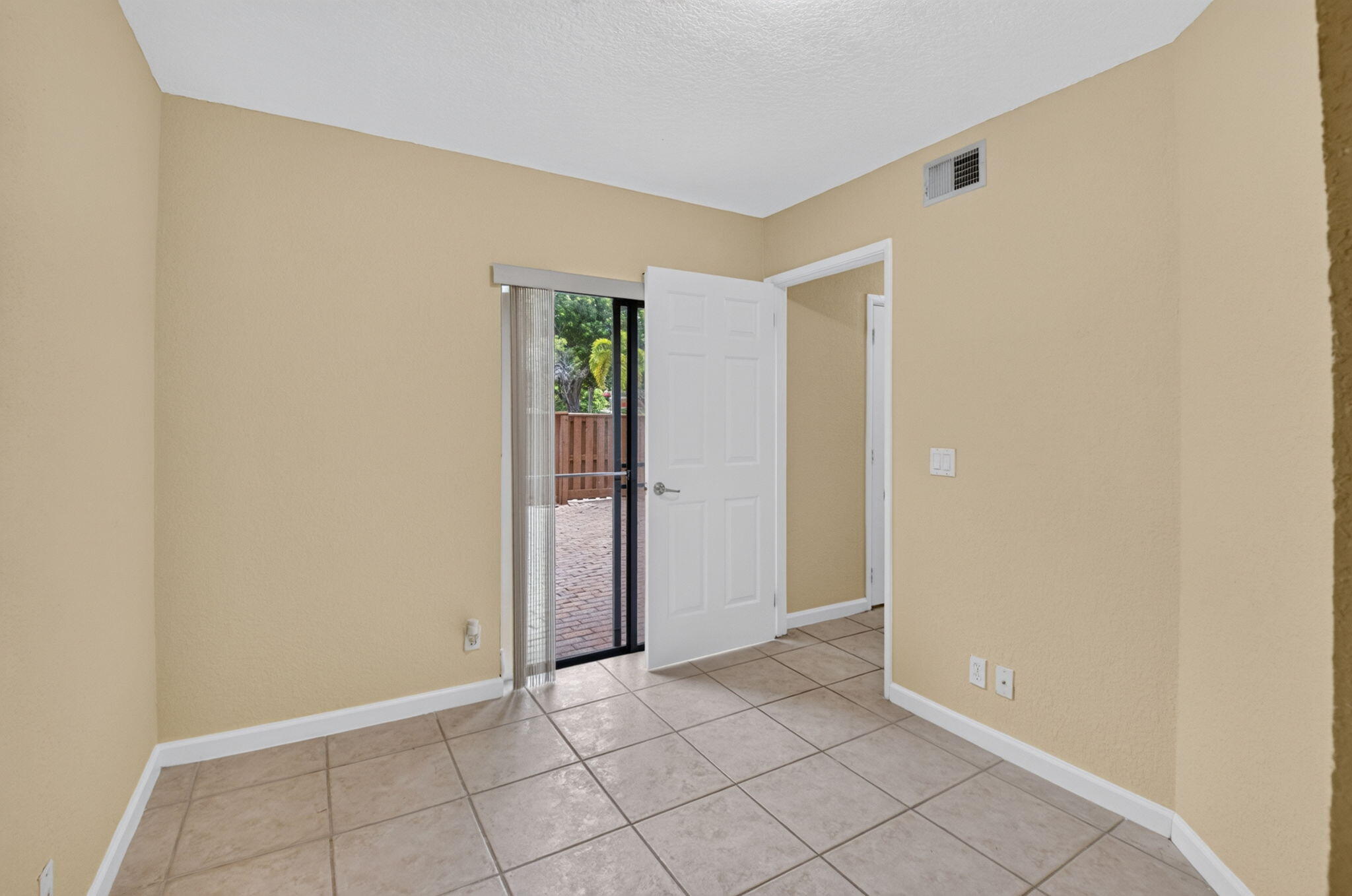 BOCA RIO NORTH - Residential