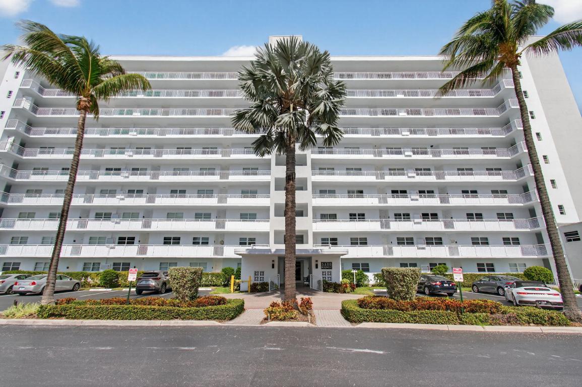 SEAGATE OF HIGHLAND CONDO - Residential