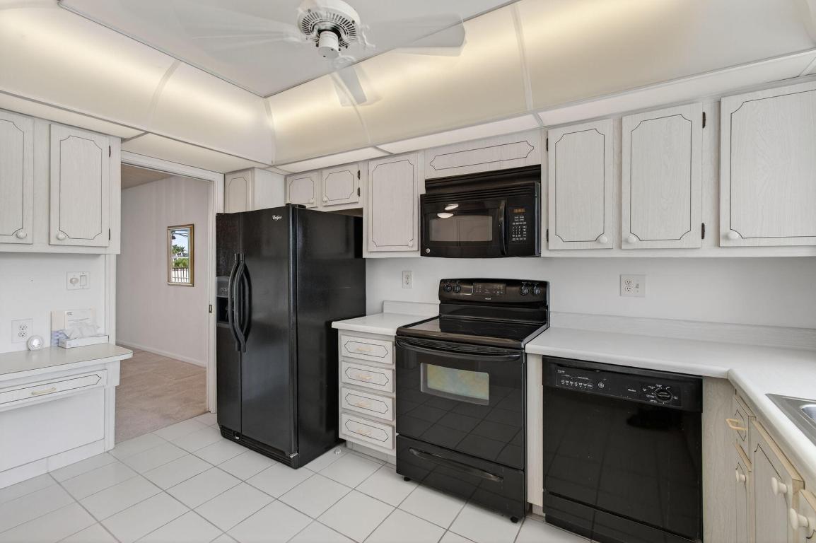 SEAGATE OF HIGHLAND CONDO - Residential