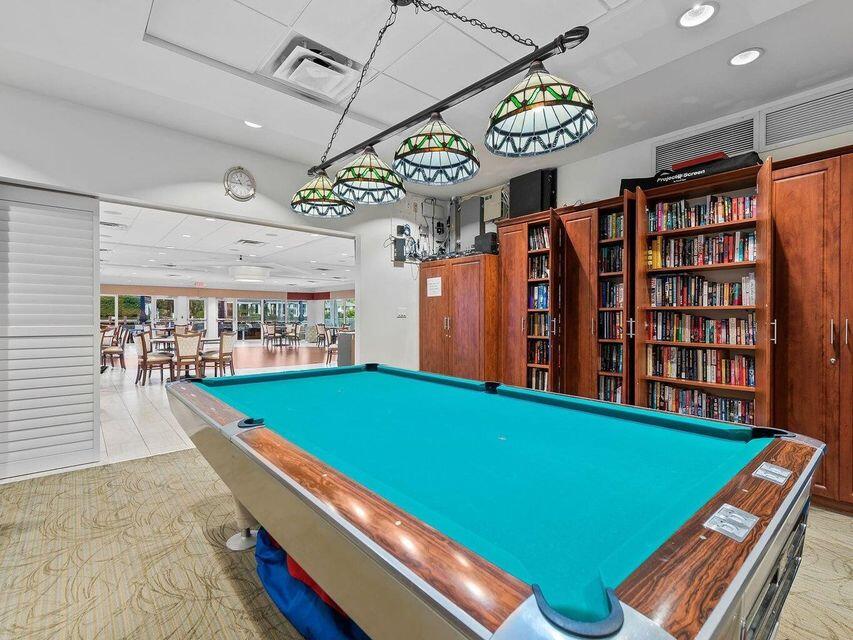 SEAGATE OF HIGHLAND CONDO - Residential
