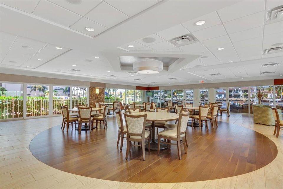 SEAGATE OF HIGHLAND CONDO - Residential