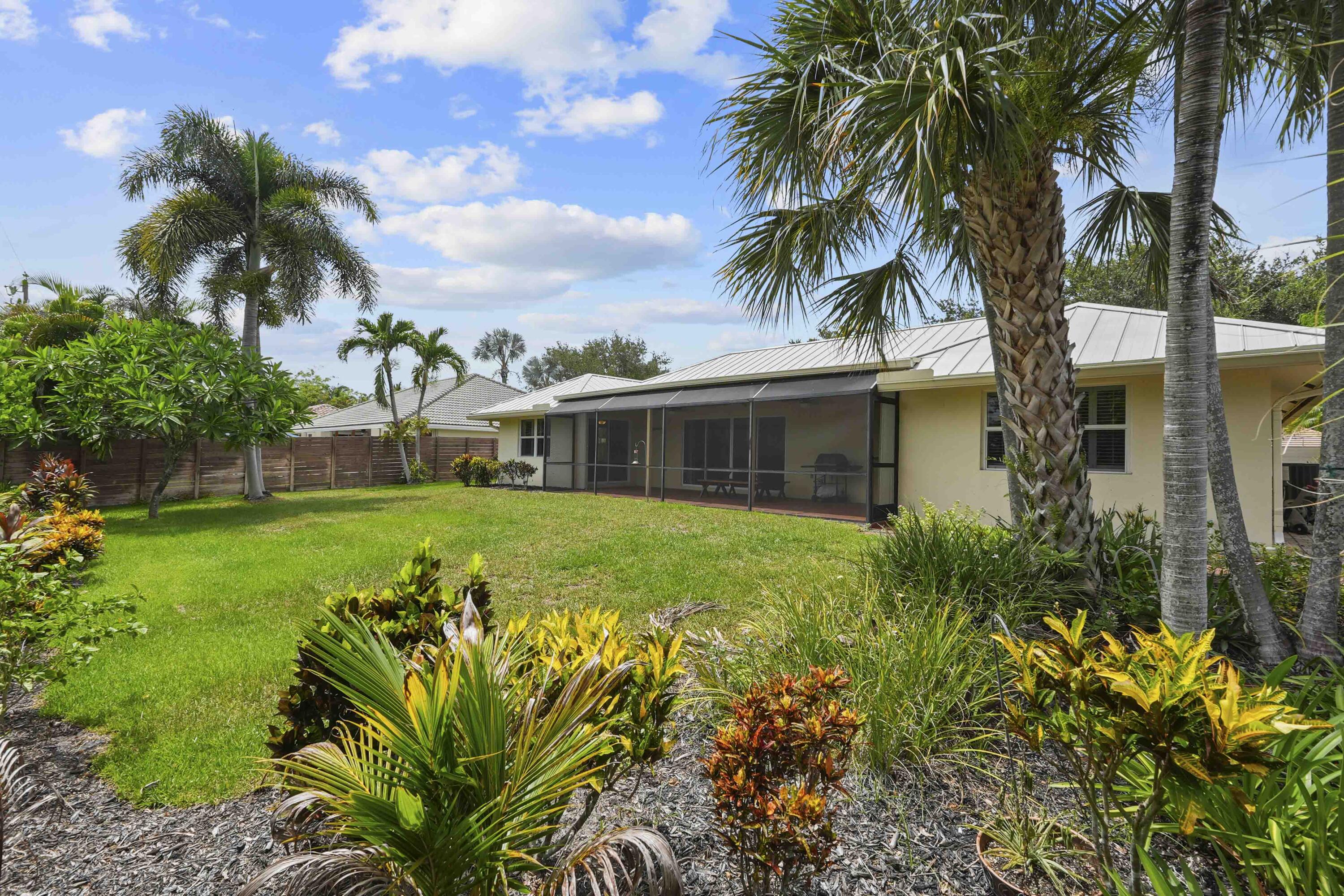 SE LANDING PLACE - Residential