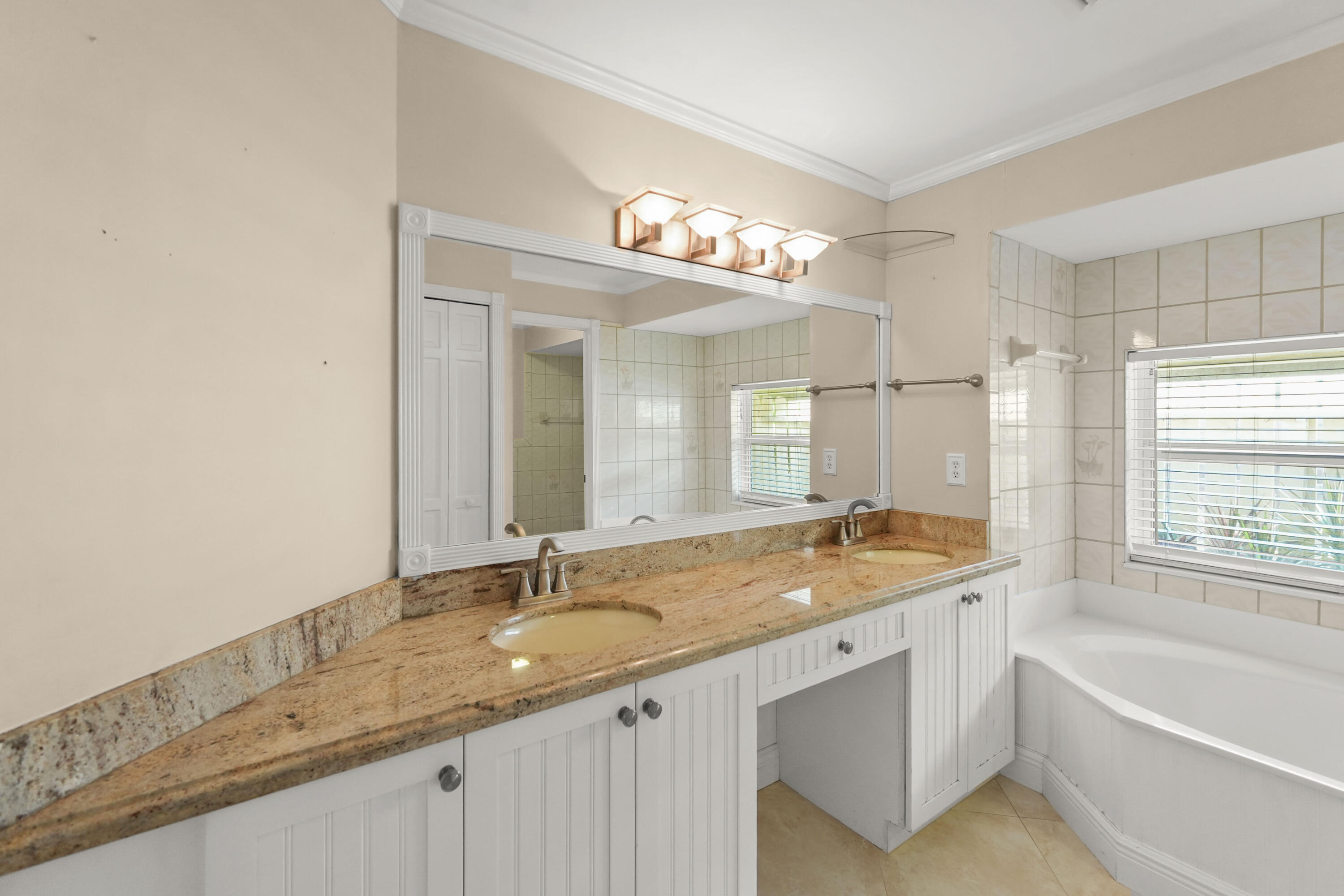 SE LANDING PLACE - Residential