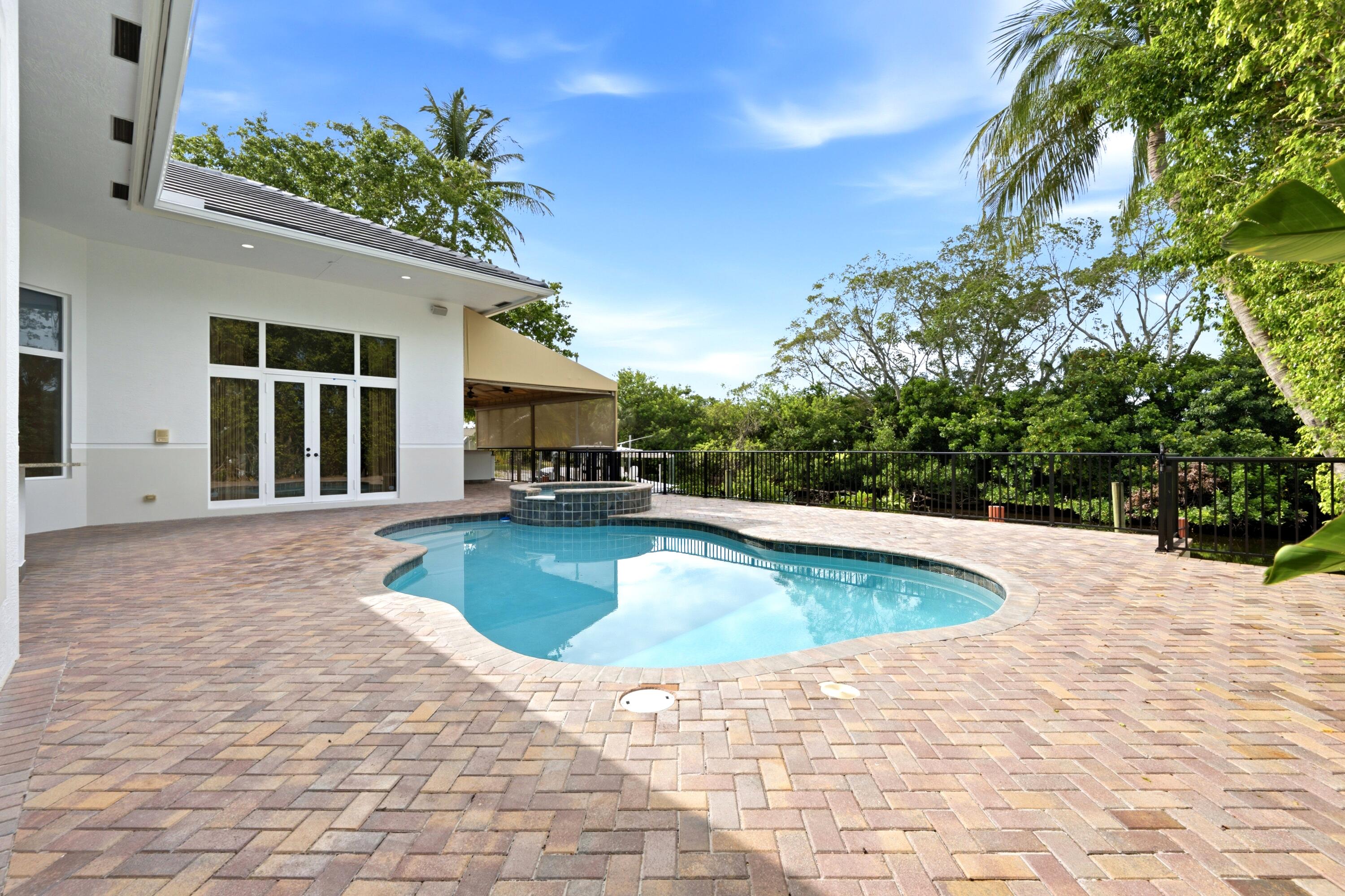 North Palm Beach Village - Residential