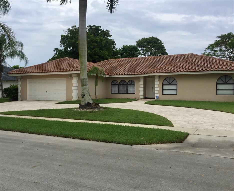 Beautiful 4/3 pool home. Completely updated. Travertine circular driveway, 2 car garage, brand new pool screen enclosure, new vinyl privacy fence, marble floors throughout, all stainless steel appliances. In a beautiful neighborhood close to great schools and the Town Center Mall.
