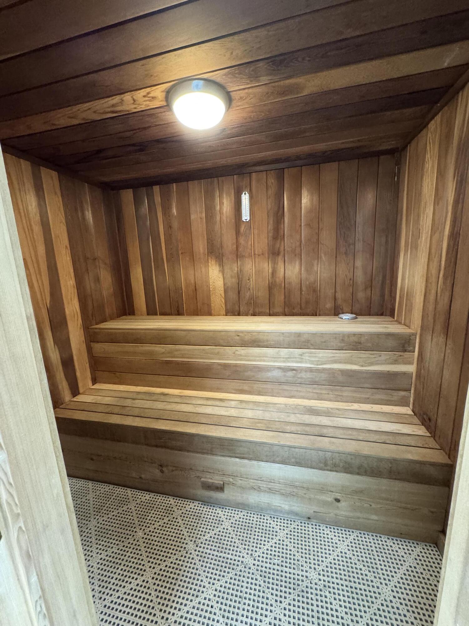 PINES OF DELRAY - Residential Lease